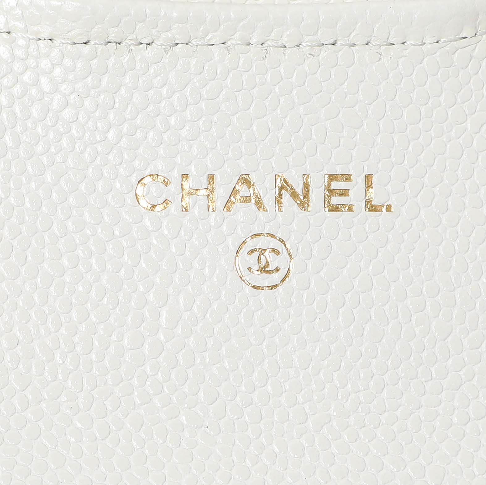 Chanel White Quilted Caviar Flap Card Holder - Image 5