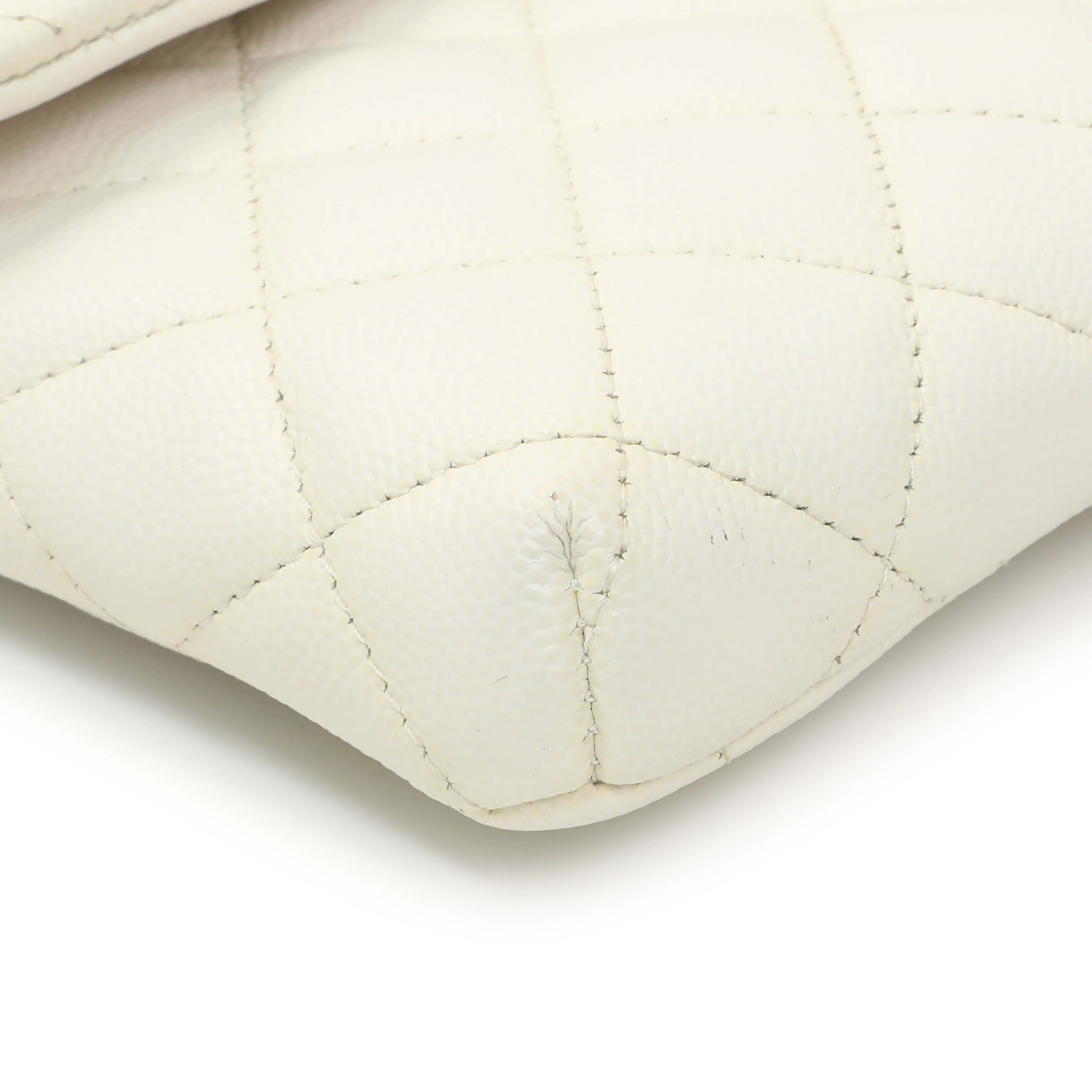 Chanel White Quilted Caviar Flap Clutch - Image 4