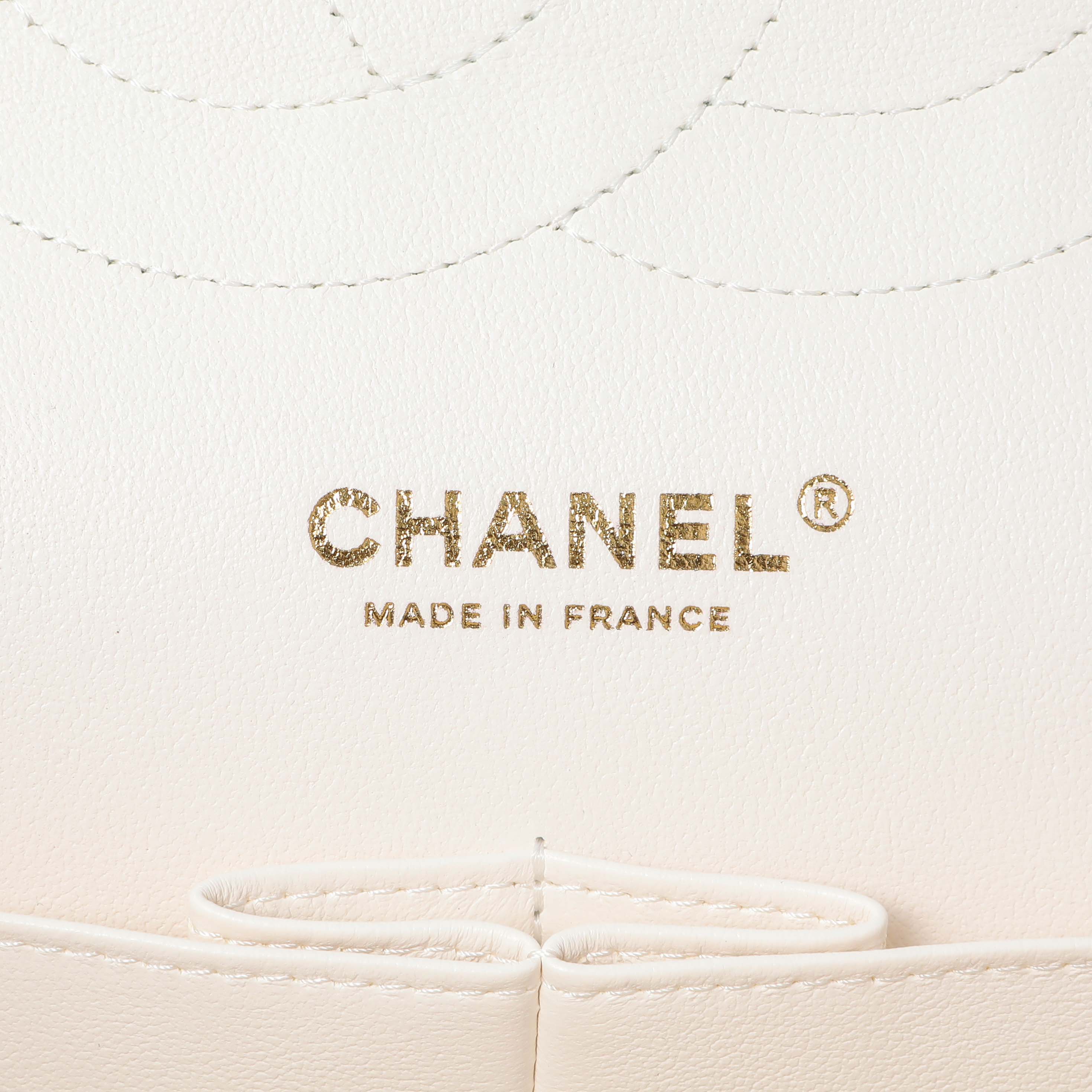 Chanel White Quilted Caviar Jumbo Double Flap - Image 5