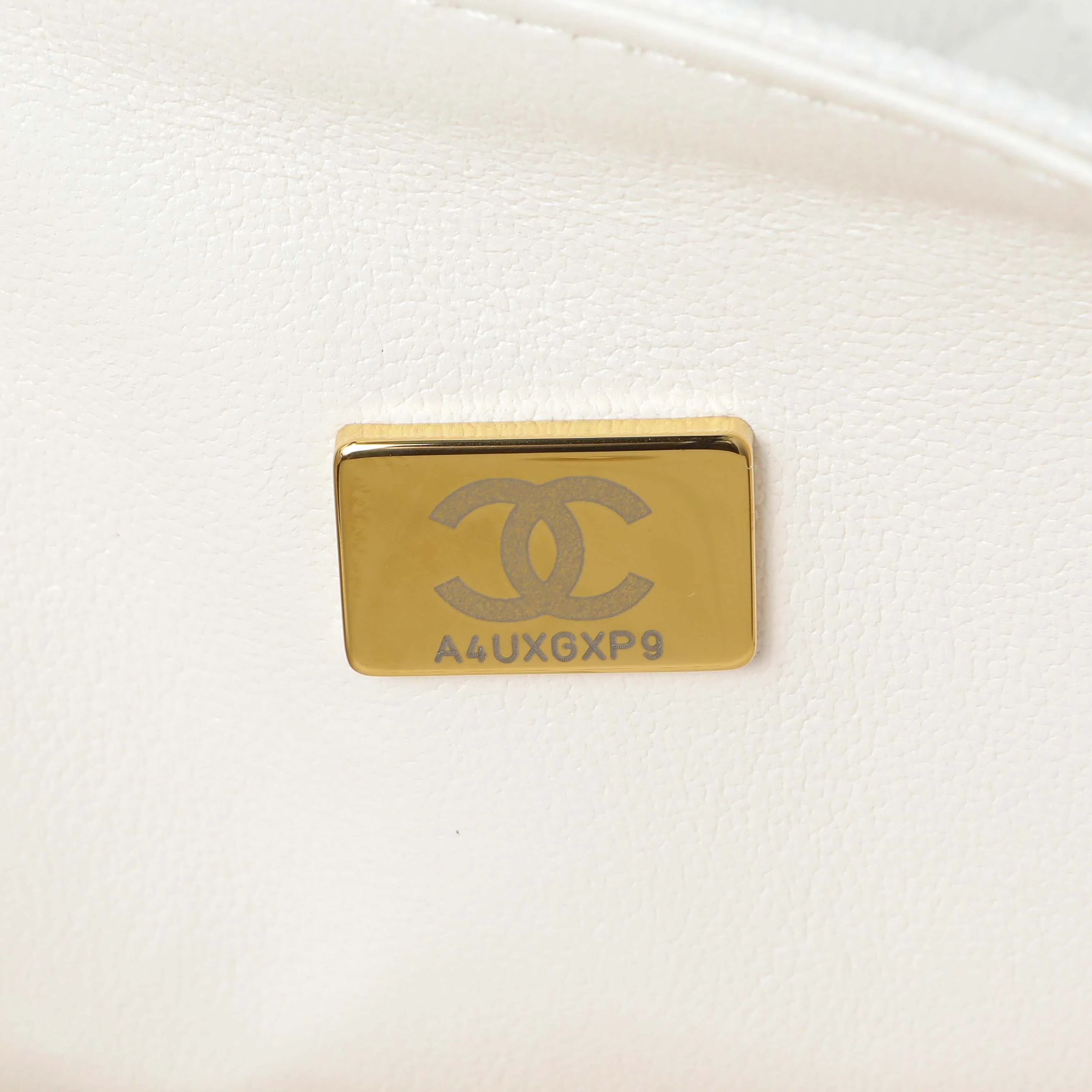 Chanel White Quilted Caviar Jumbo Double Flap - Image 6