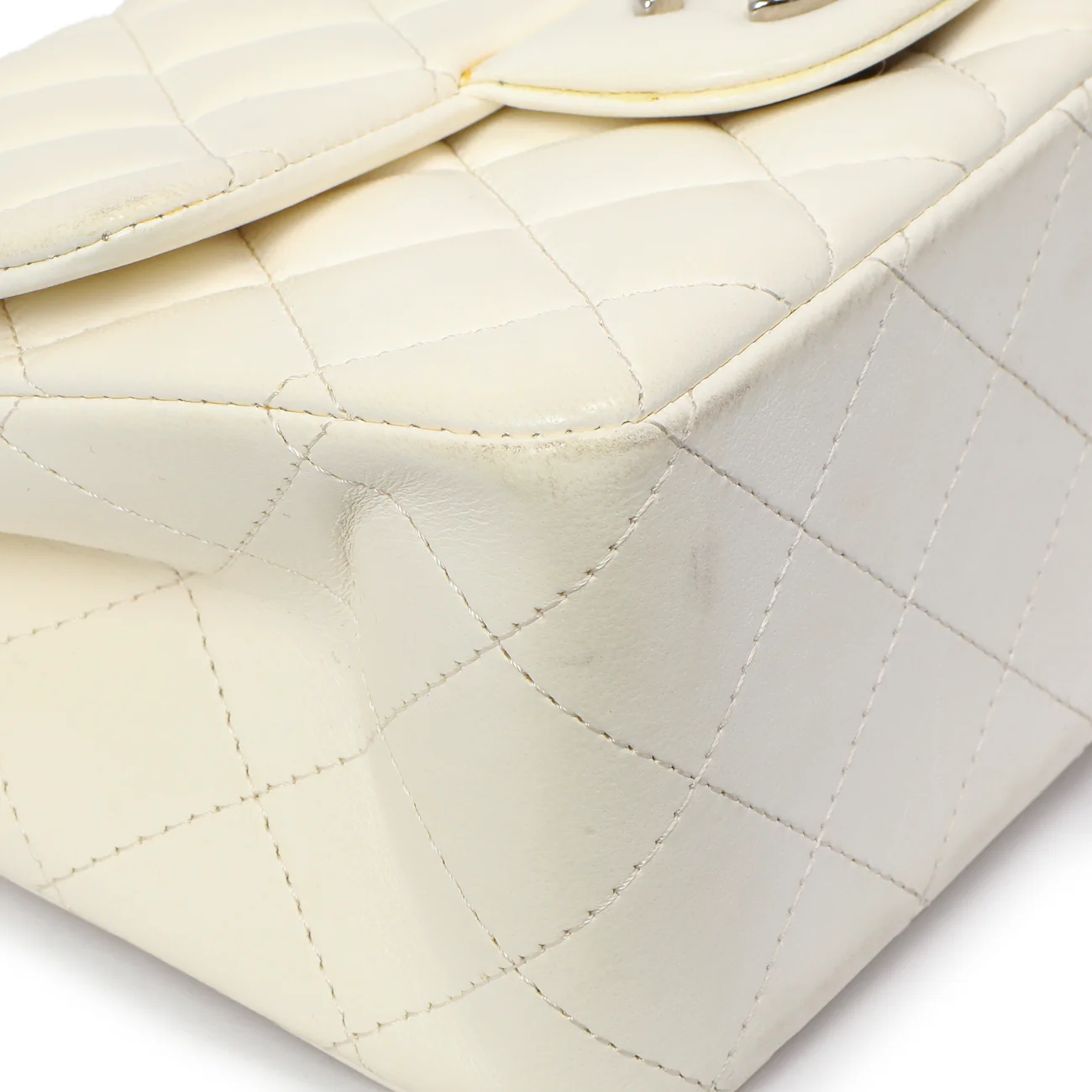 Chanel White Quilted Lambskin Mini Square Flap - Image 5