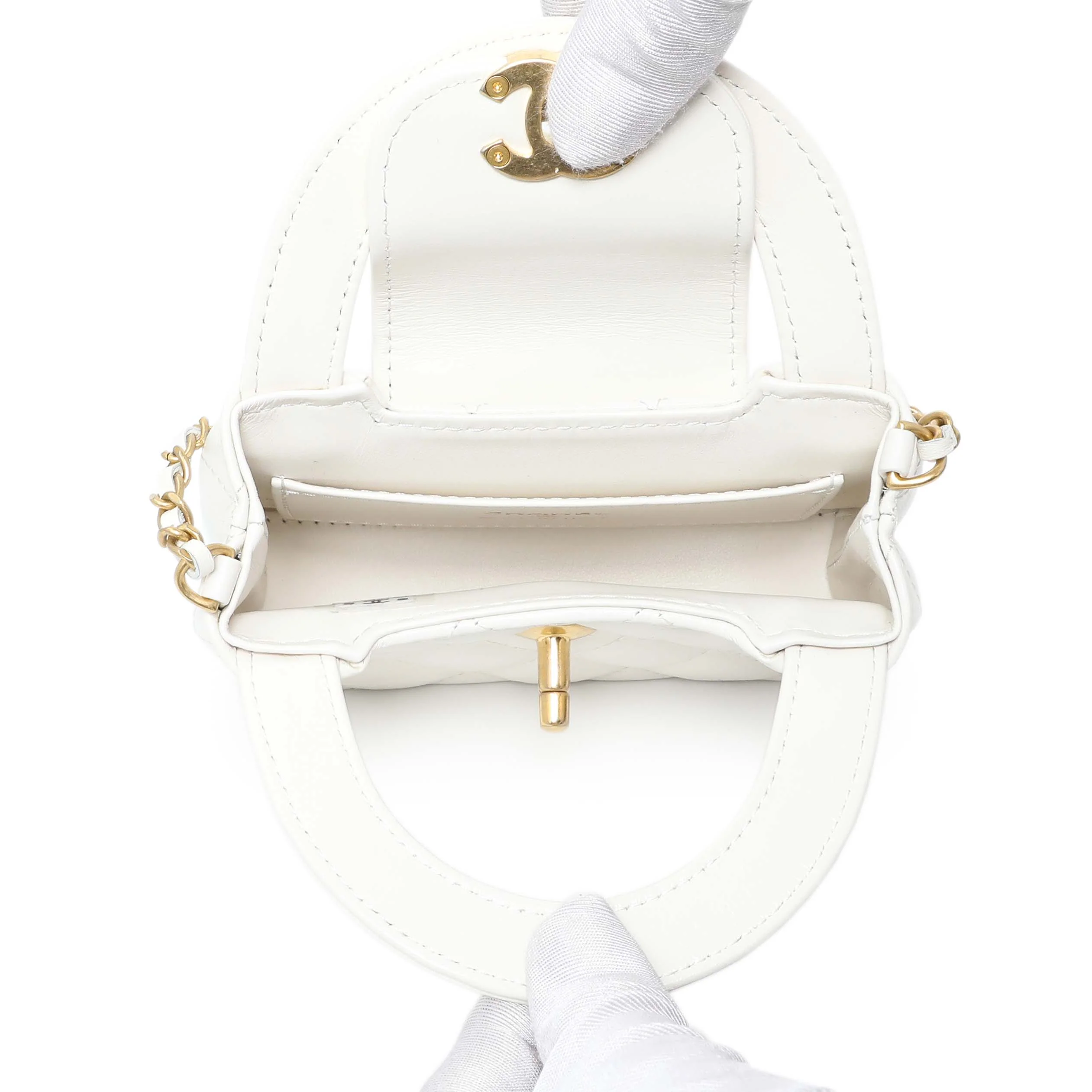Chanel White Shiny Aged Calfskin Quilted Mini Nano Kelly Shopper - Image 4