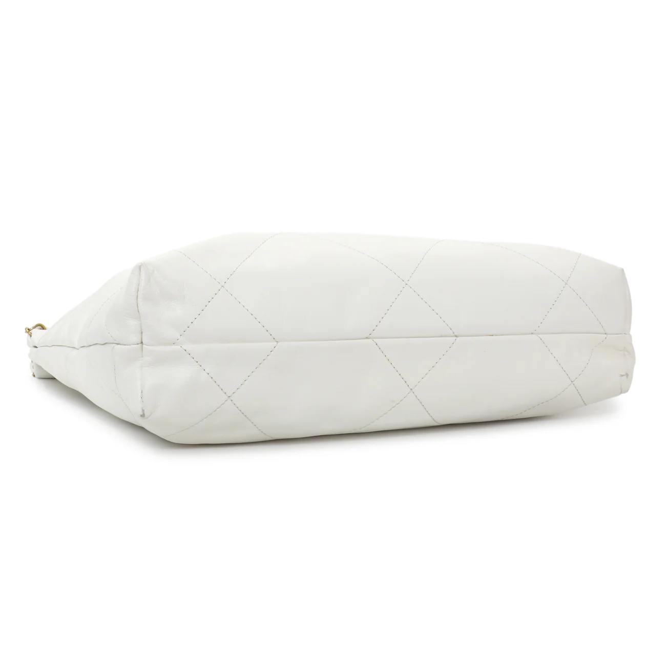 Chanel White Shiny Quilted Calfskin Small Chanel 22 - Image 3