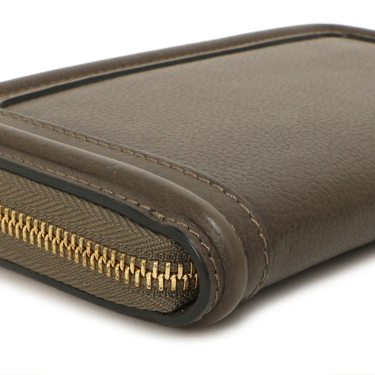 Chloe Rock Calfskin Paraty Long Zip Around Wallet - Image 6