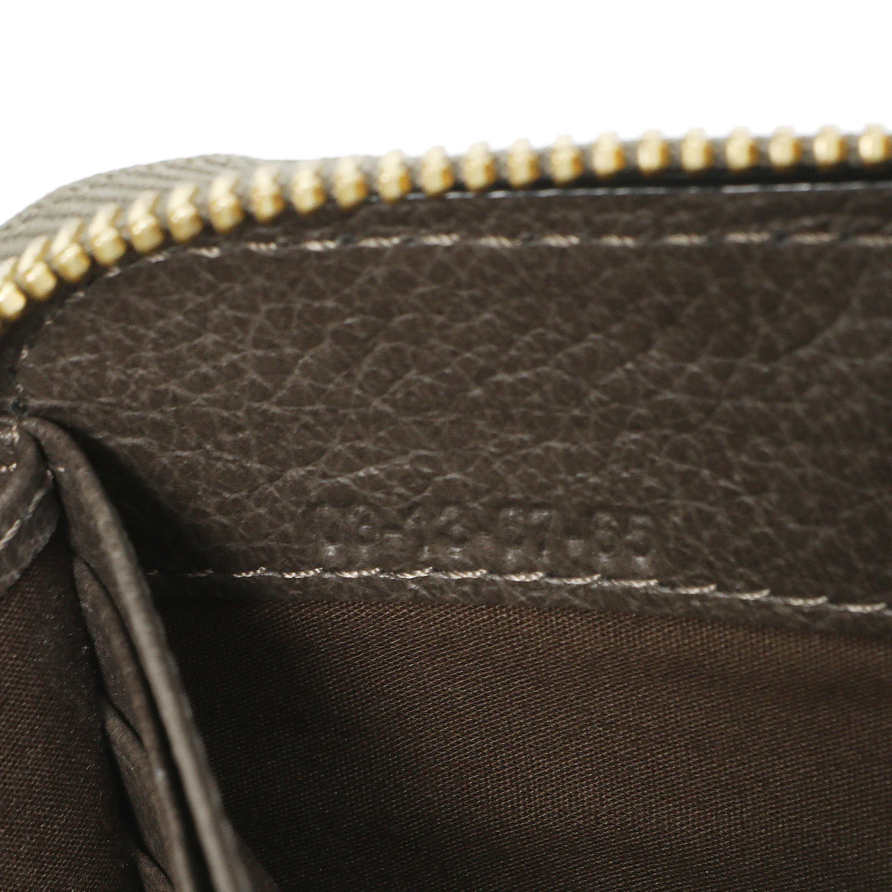 Chloe Rock Calfskin Paraty Long Zip Around Wallet - Image 9