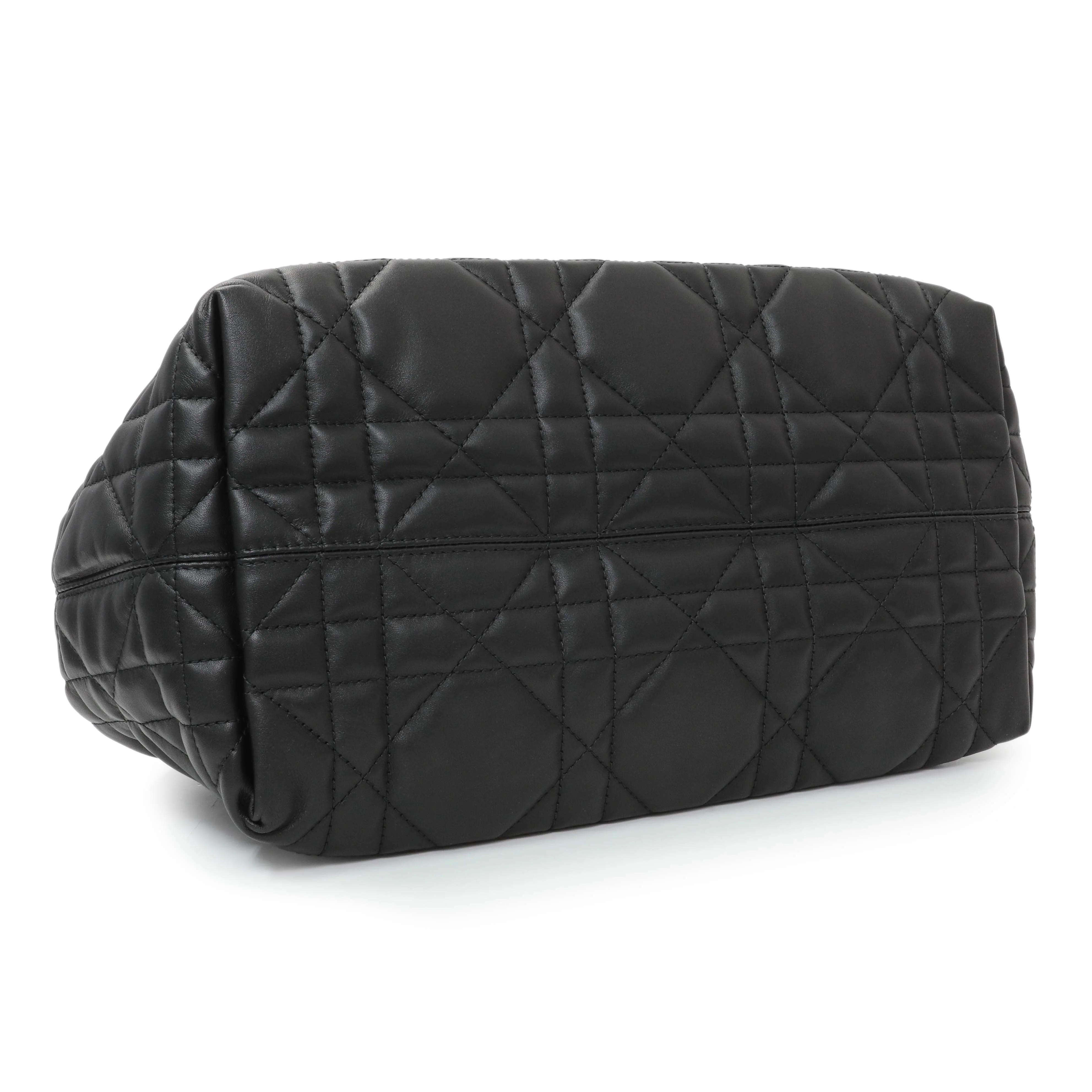 Christian Dior Black Calfskin Macrocannage Medium Toujours - Image 3