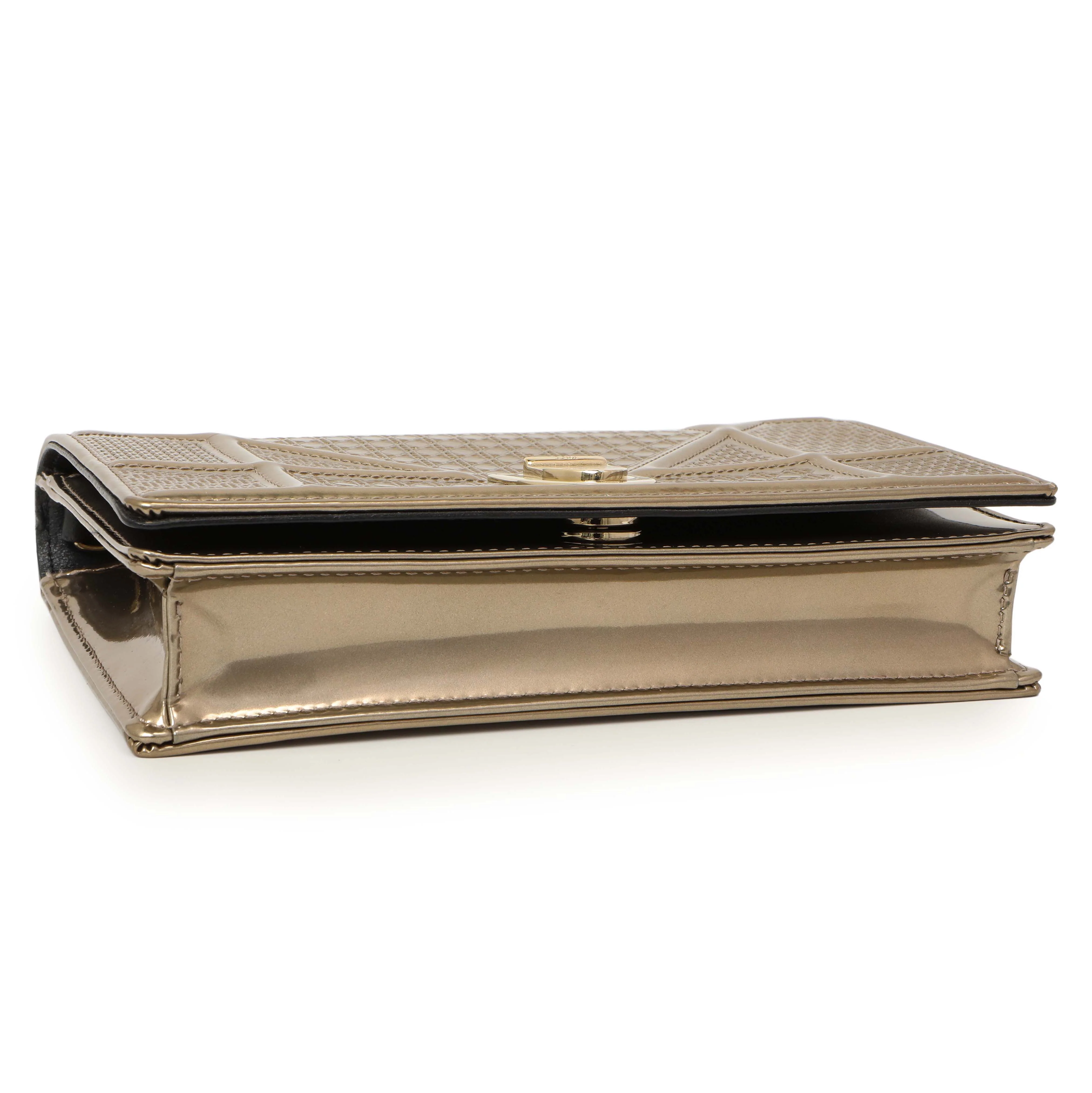 Christian Dior Metallic Gold Patent Micro Cannage Diorama Wallet on Chain - Image 3
