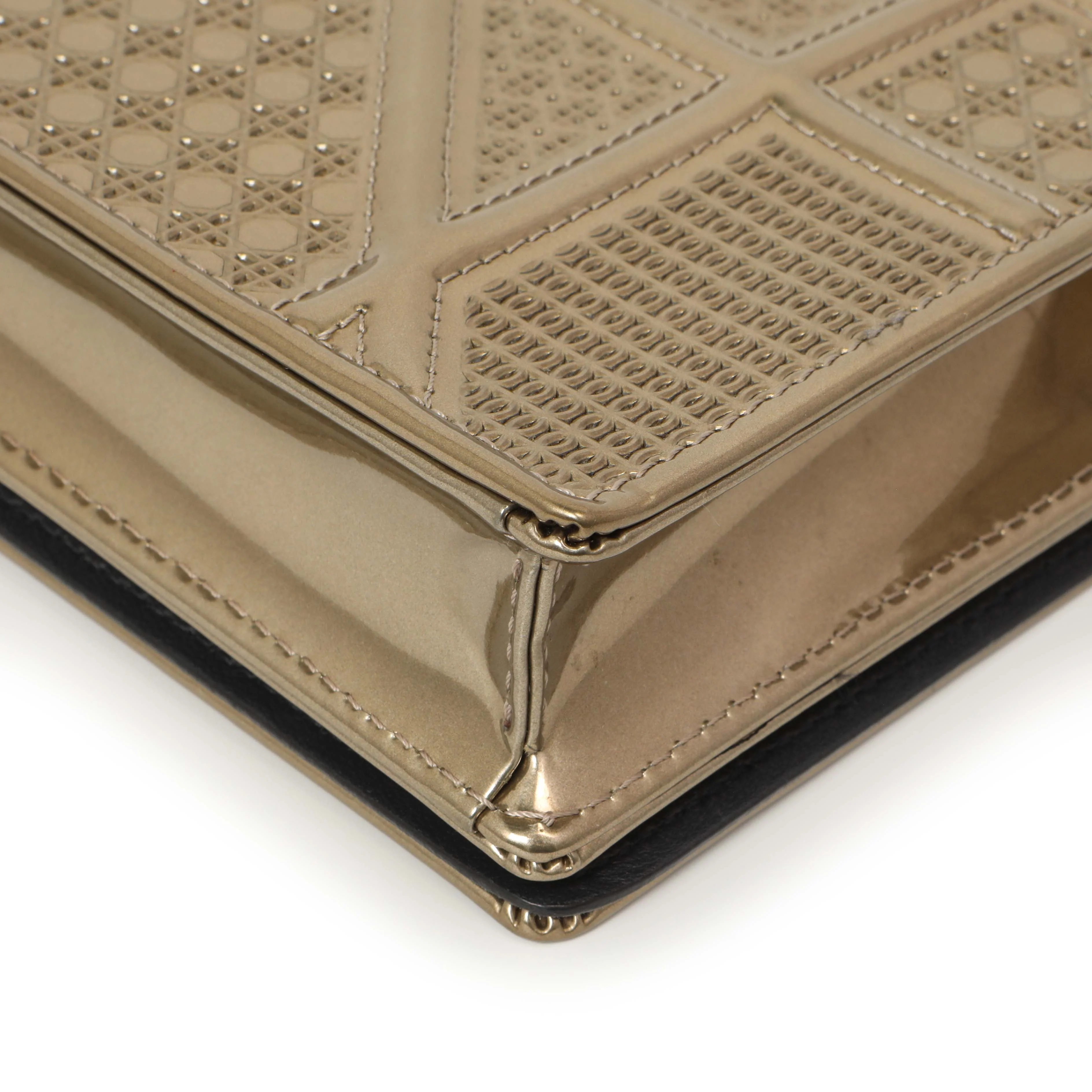 Christian Dior Metallic Gold Patent Micro Cannage Diorama Wallet on Chain - Image 7