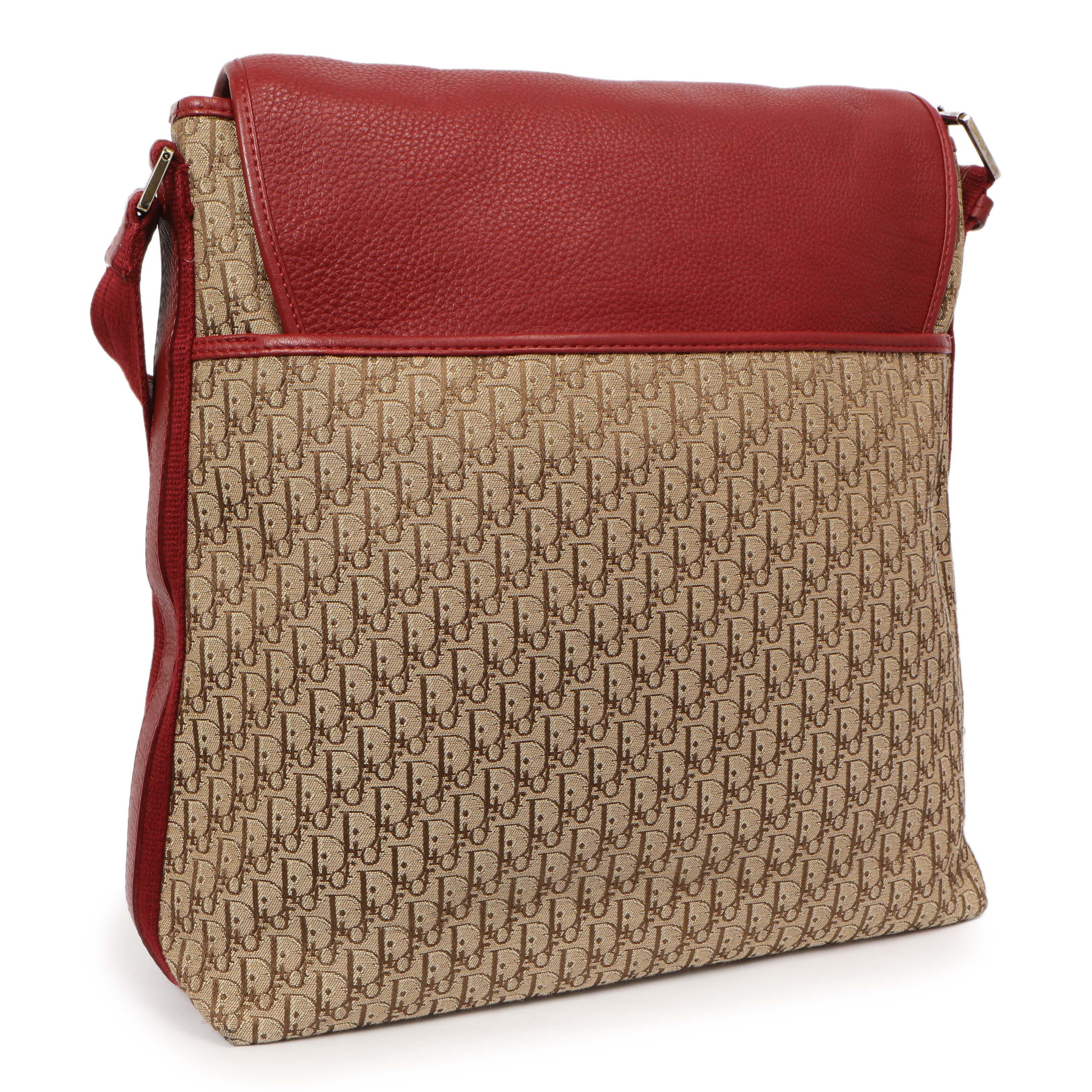 Christian Dior Street Chic Shoulder Bag - Image 3