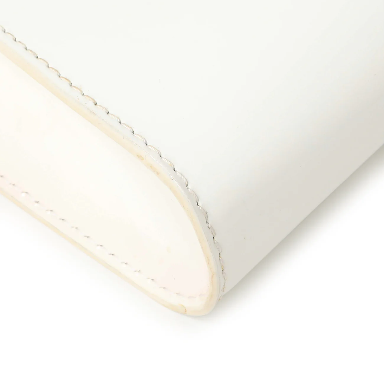 Christian Louboutin White Patent Vero Dodat Clutch - Image 4