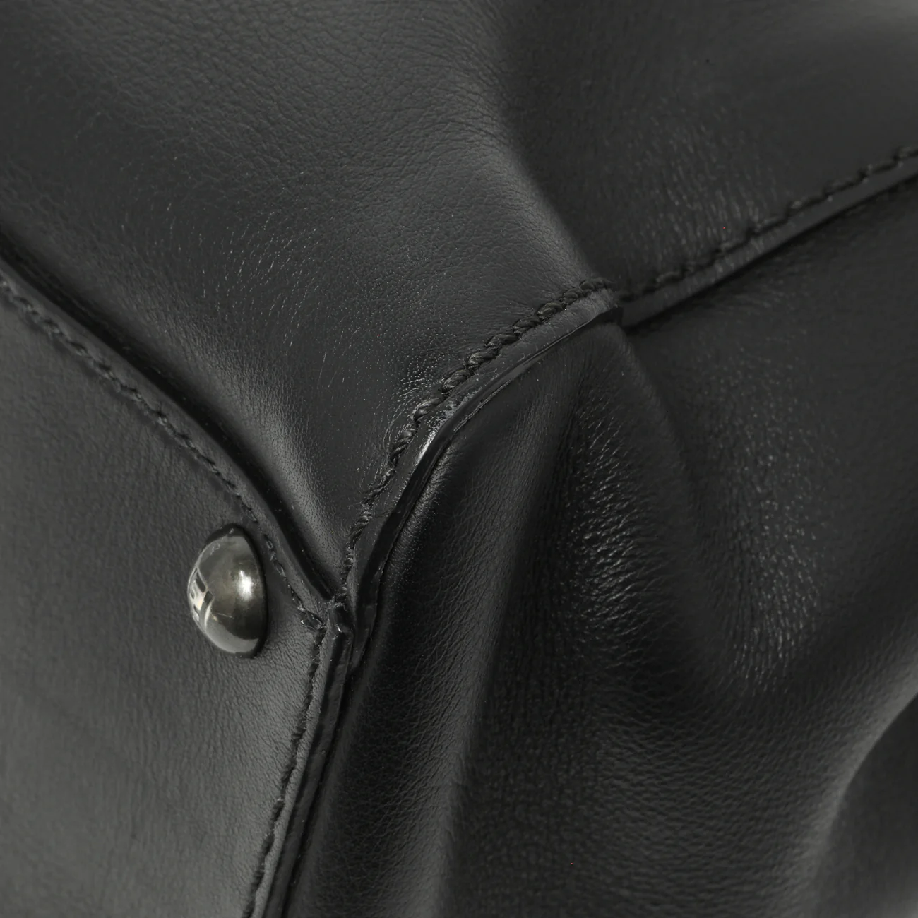 Fendi Black Vitello Seta Medium Peekaboo Iconic Satchel - Image 5