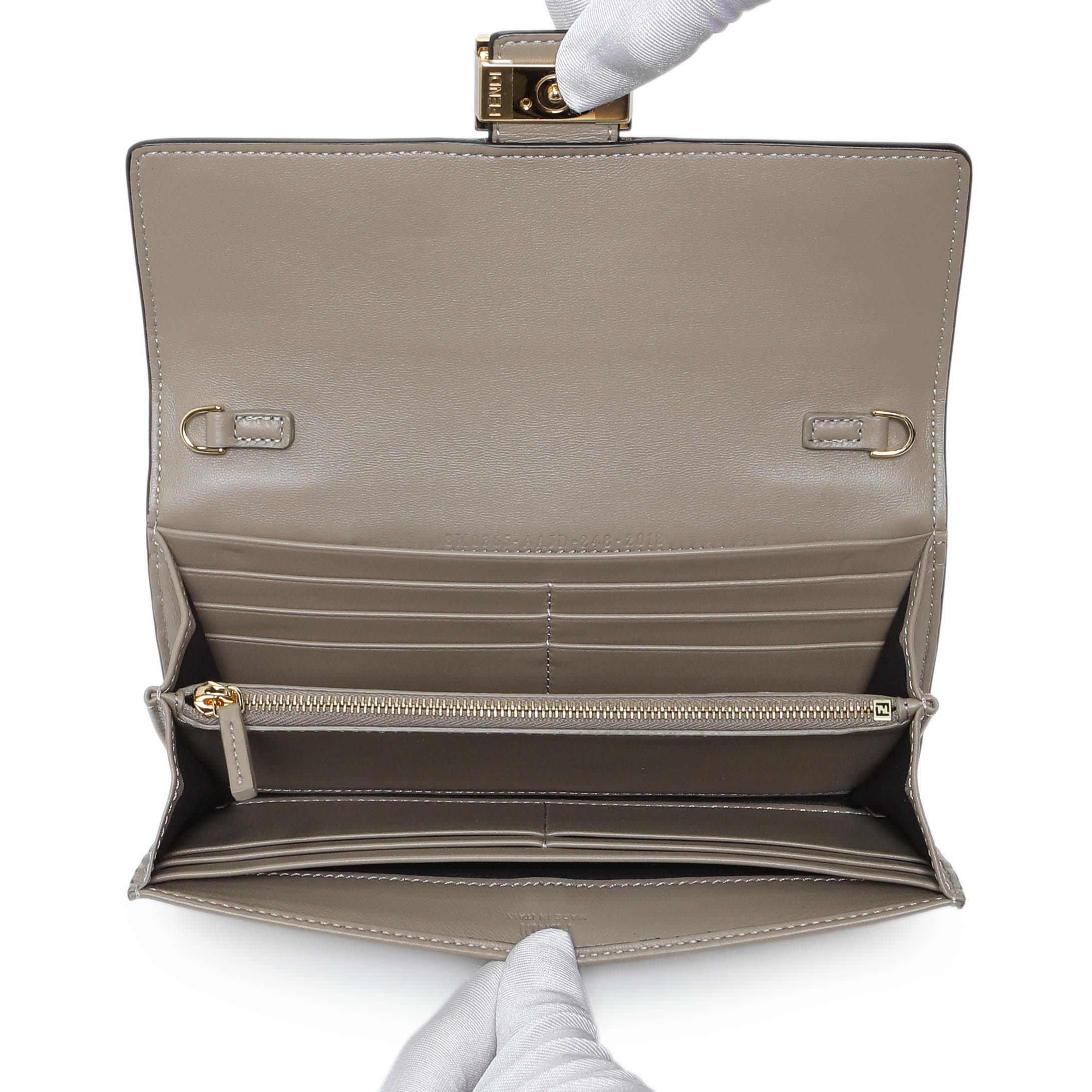 Fendi Grey Nappa Matisse FF Embossed Continental Wallet On Chain - Image 4