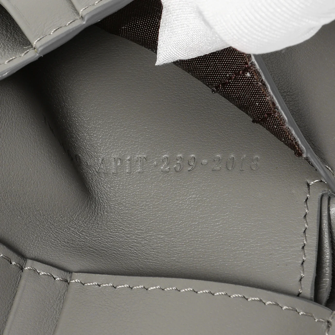 Fendi Grey Vitello King Diagonal Bifold Wallet - Image 6