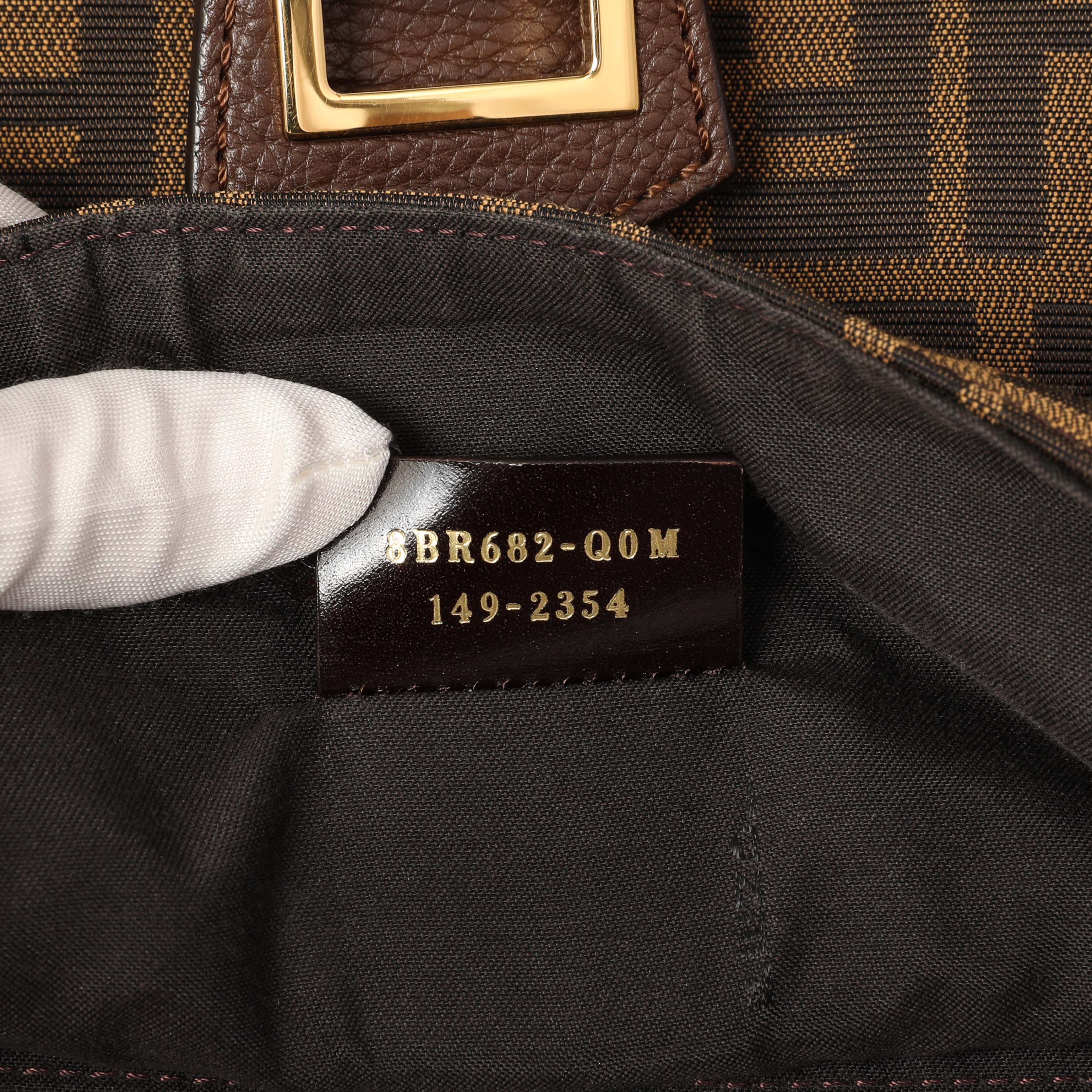 Fendi Tobacco Zucca Vitello Artic Small Clasp Top Hobo Bag - Image 6