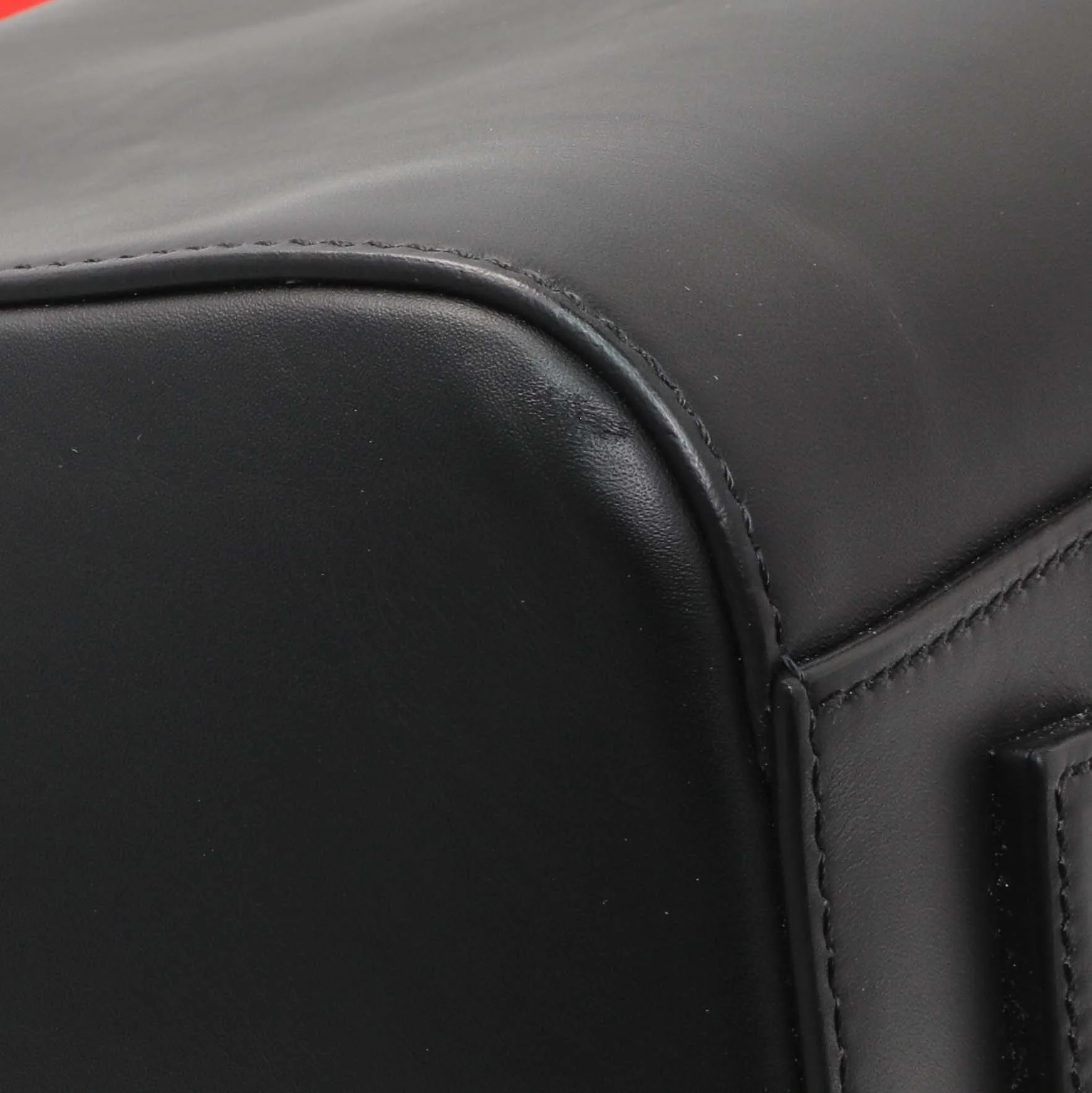 Givenchy Black Red Calfskin Medium Antigona Tote - Image 4