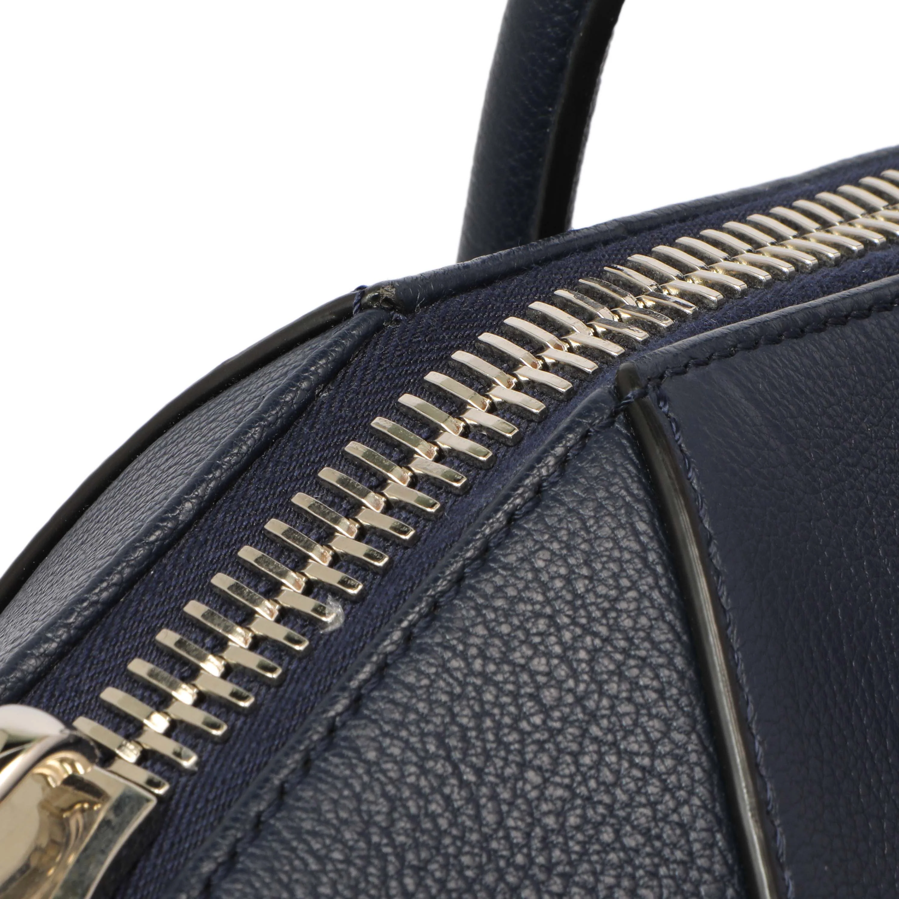 Givenchy Blue Sugar Goatskin Medium Antigona - Image 11