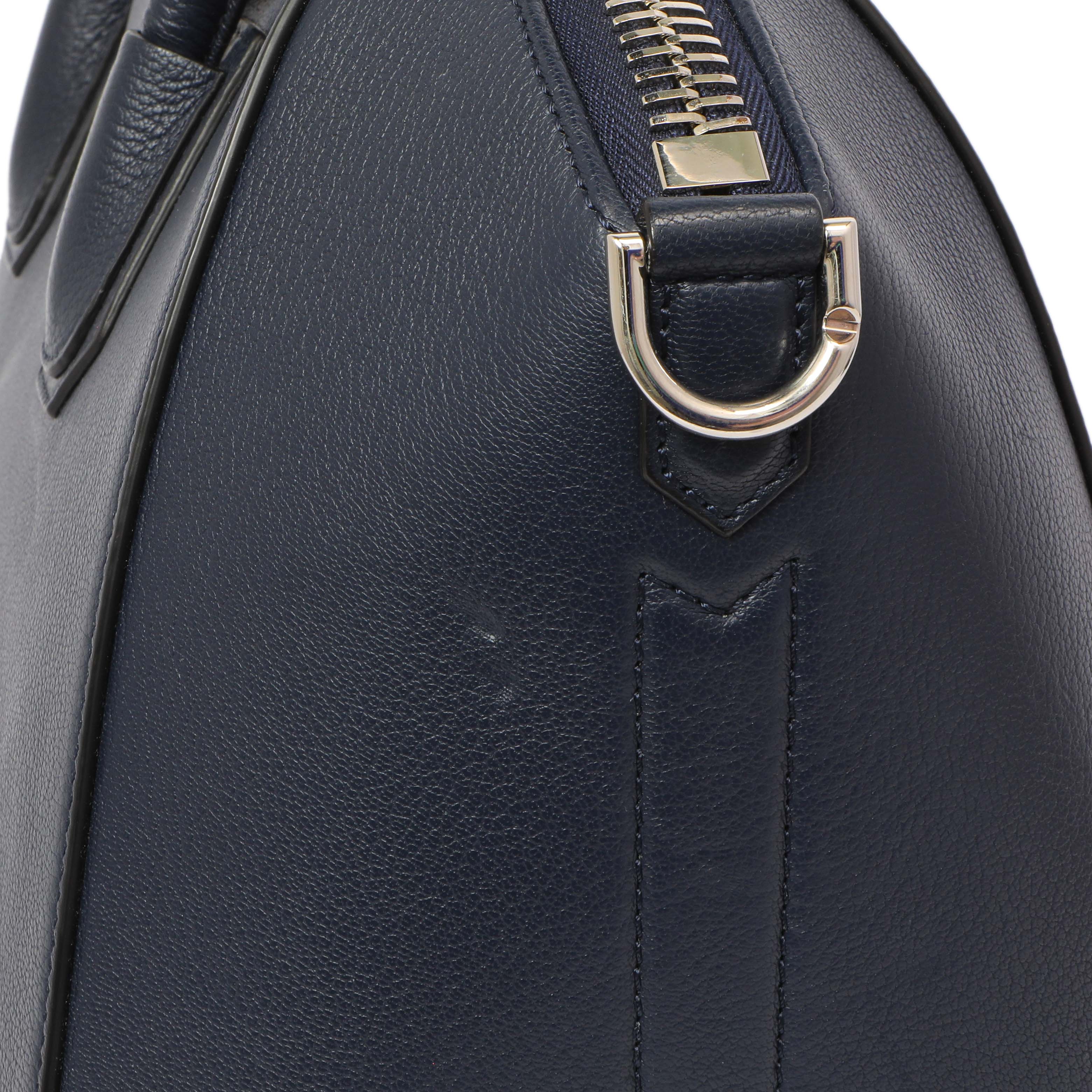 Givenchy Blue Sugar Goatskin Medium Antigona - Image 12