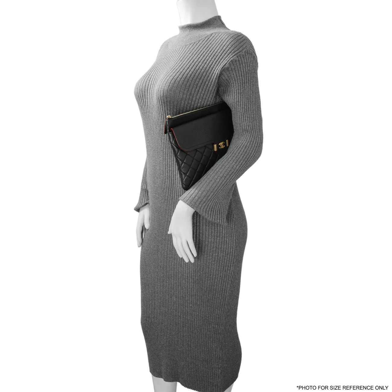 Grained Black Quilted Calfskin Archi Chic Cosmetic Case - Image 11