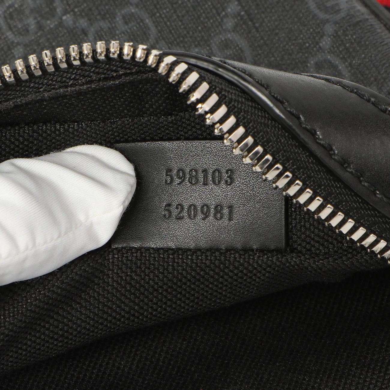 Gucci Black GG Supreme Monogram Mini Messenger - Image 7