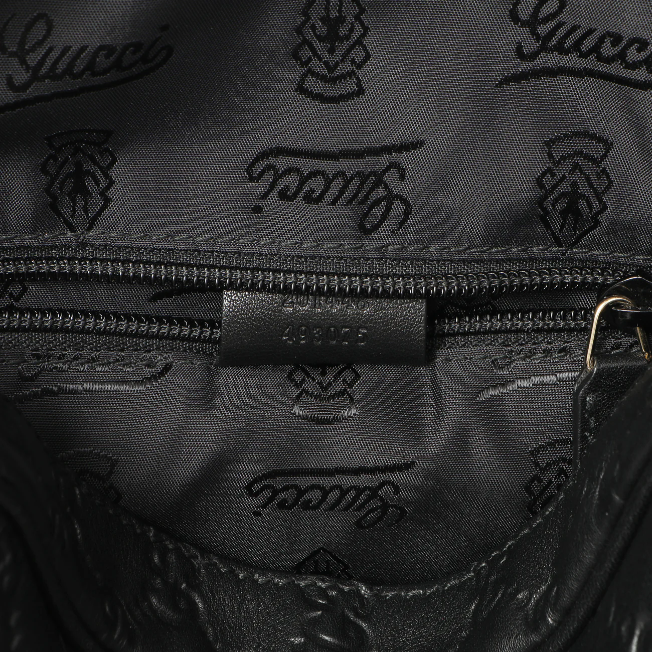 Gucci Black Guccissima Messenger Bag - Image 10