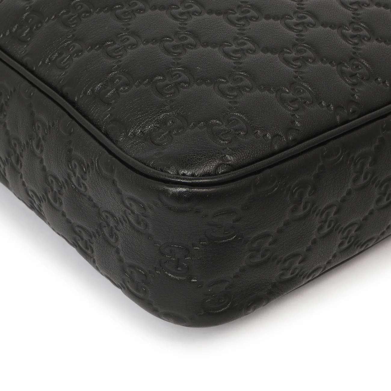 Gucci Black Guccissima Messenger Bag - Image 4