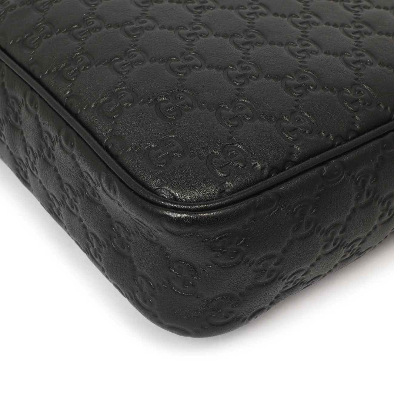 Gucci Black Guccissima Messenger Bag - Image 6