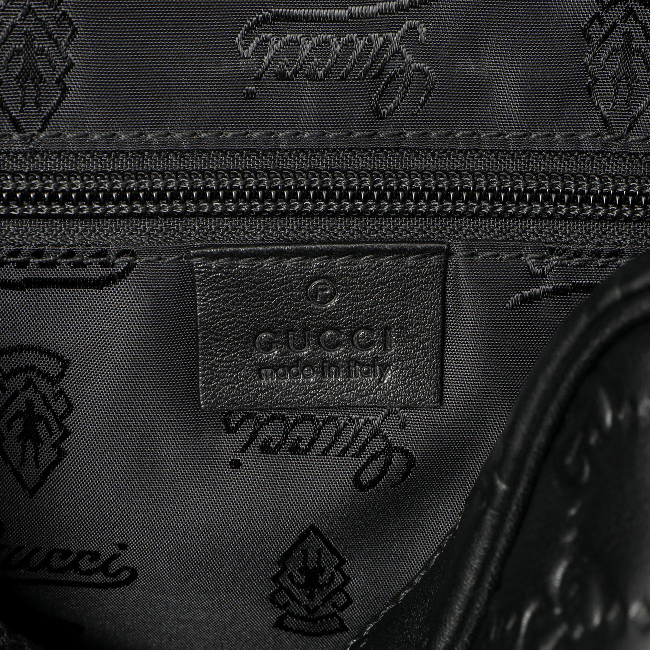 Gucci Black Guccissima Messenger Bag - Image 9