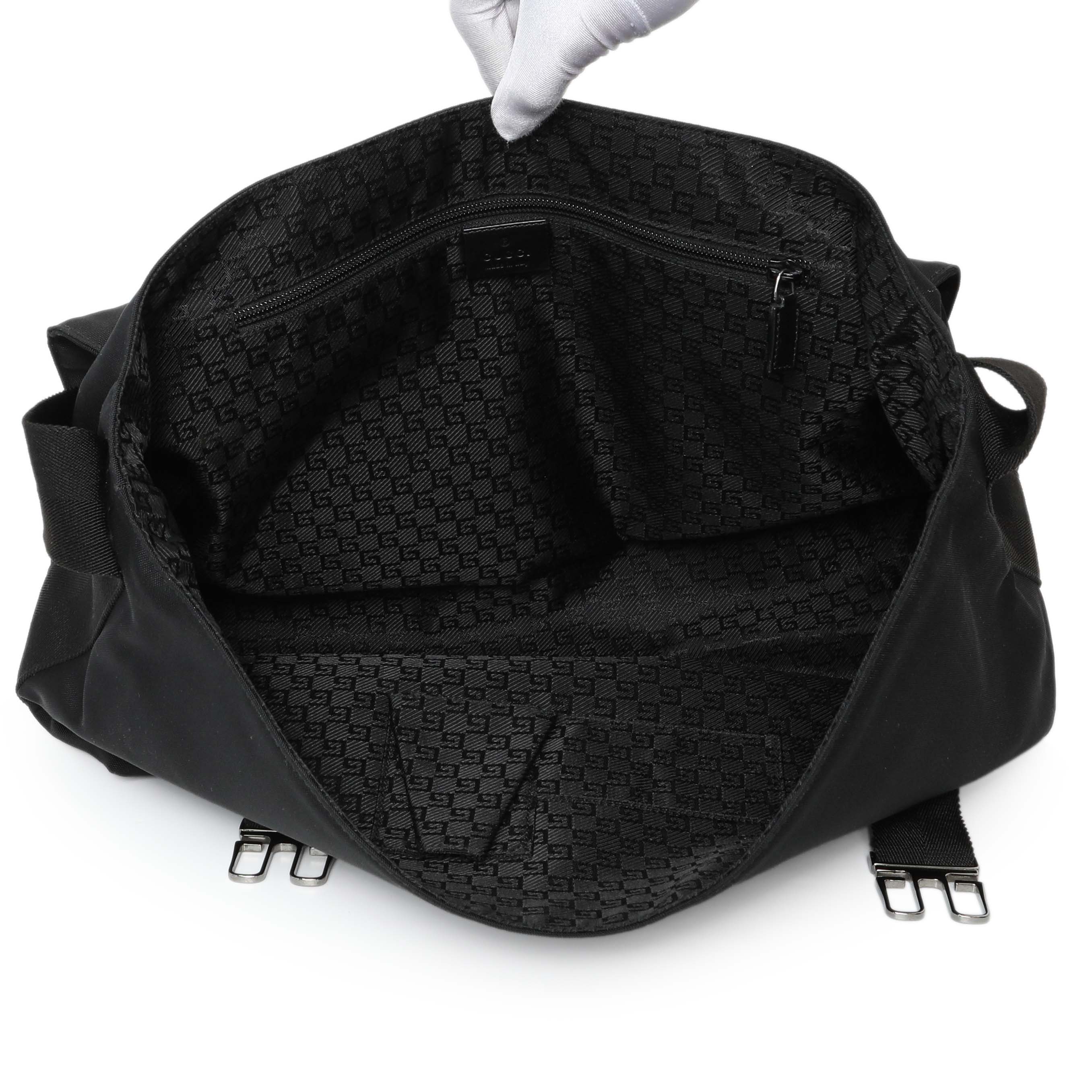 Gucci Black Nylon Messenger Crossbody Shoulder Bag - Image 4