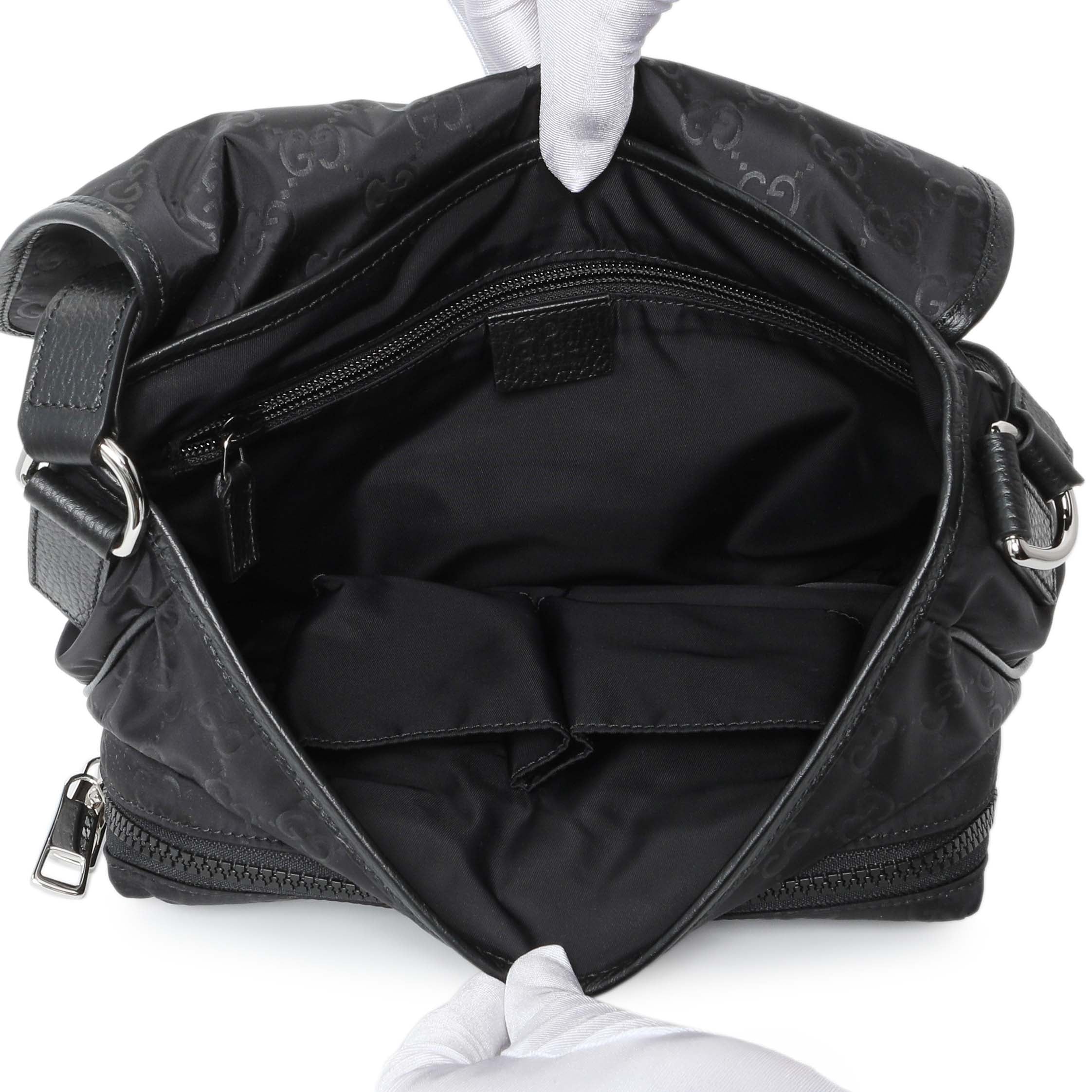 Gucci Black Nylon Monogram Double Buckle Flap Messenger Bag - Image 4