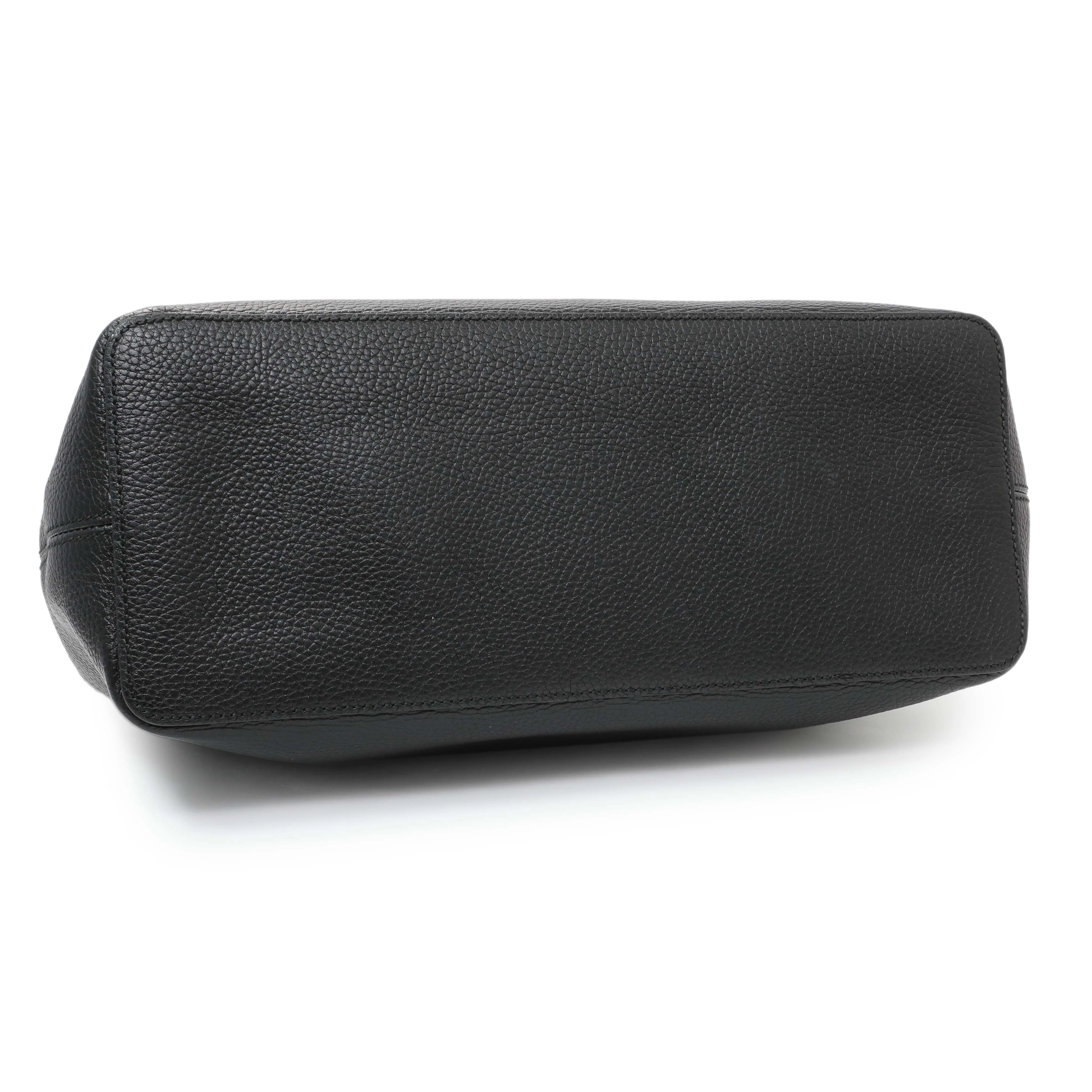 Gucci Black Pebbled Calfskin Large Soho Hobo - Image 3