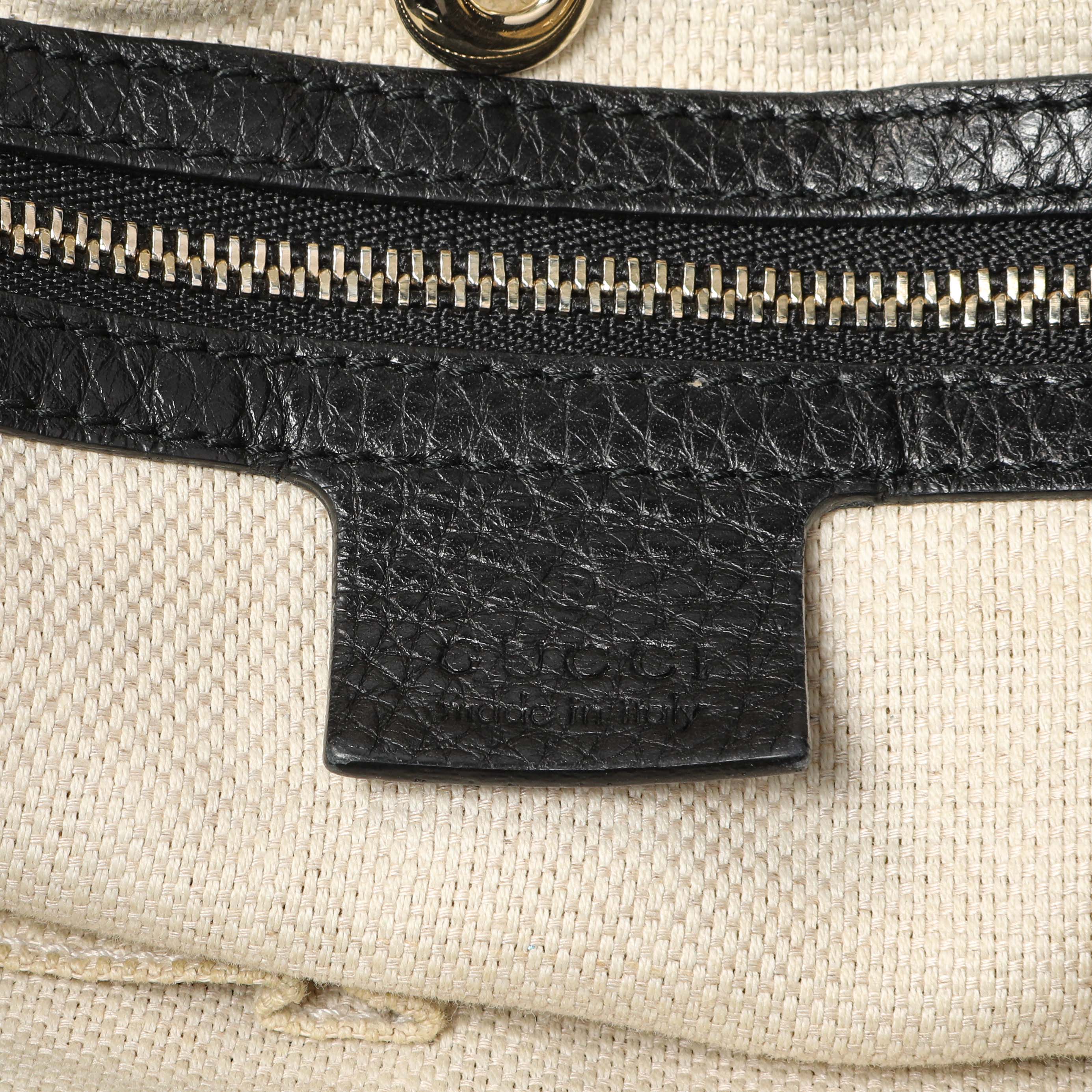 Gucci Black Pebbled Calfskin Medium Soho Chain Shoulder Bag - Image 9