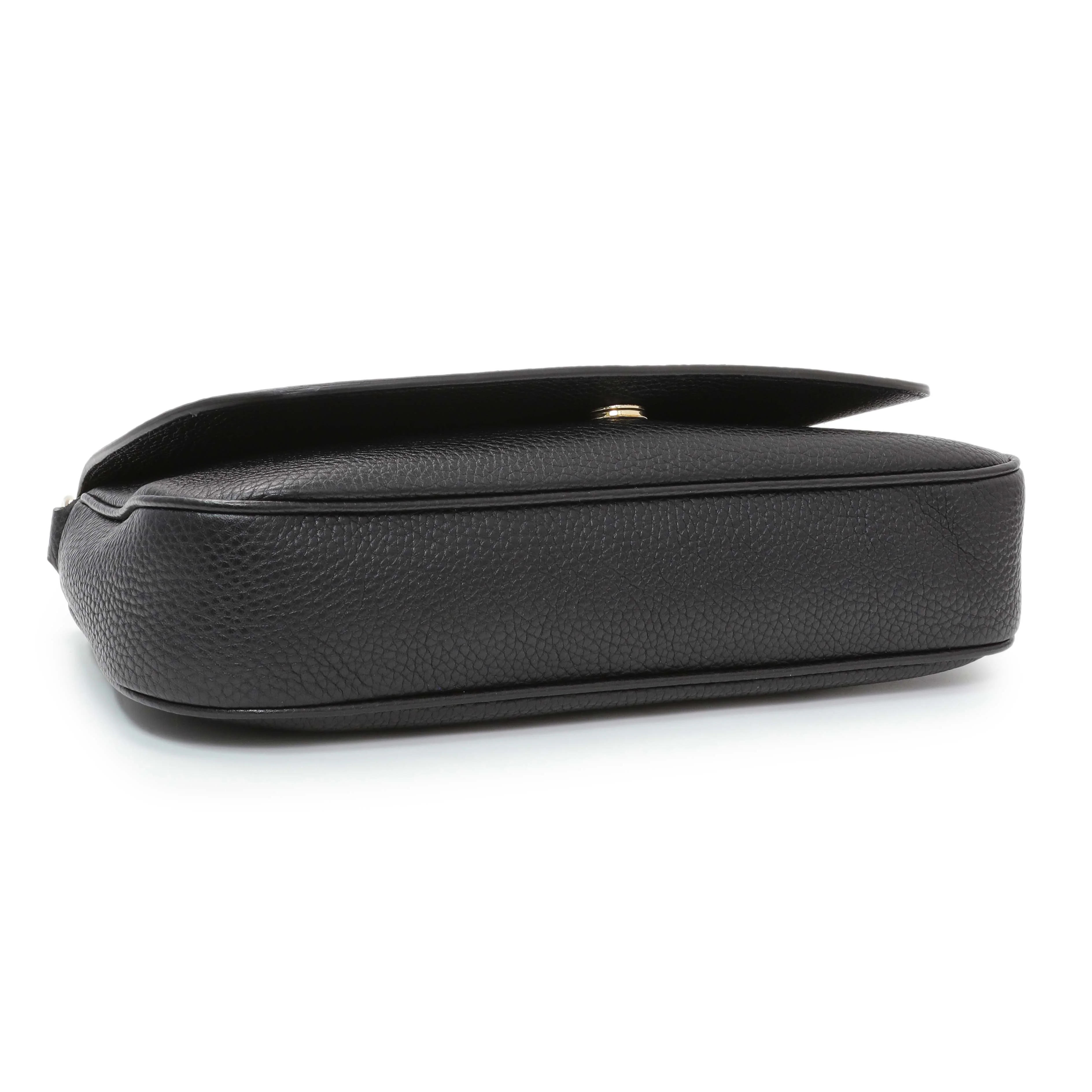 Gucci Black Pebbled Calfskin Medium Soho Flap Crossbody - Image 3