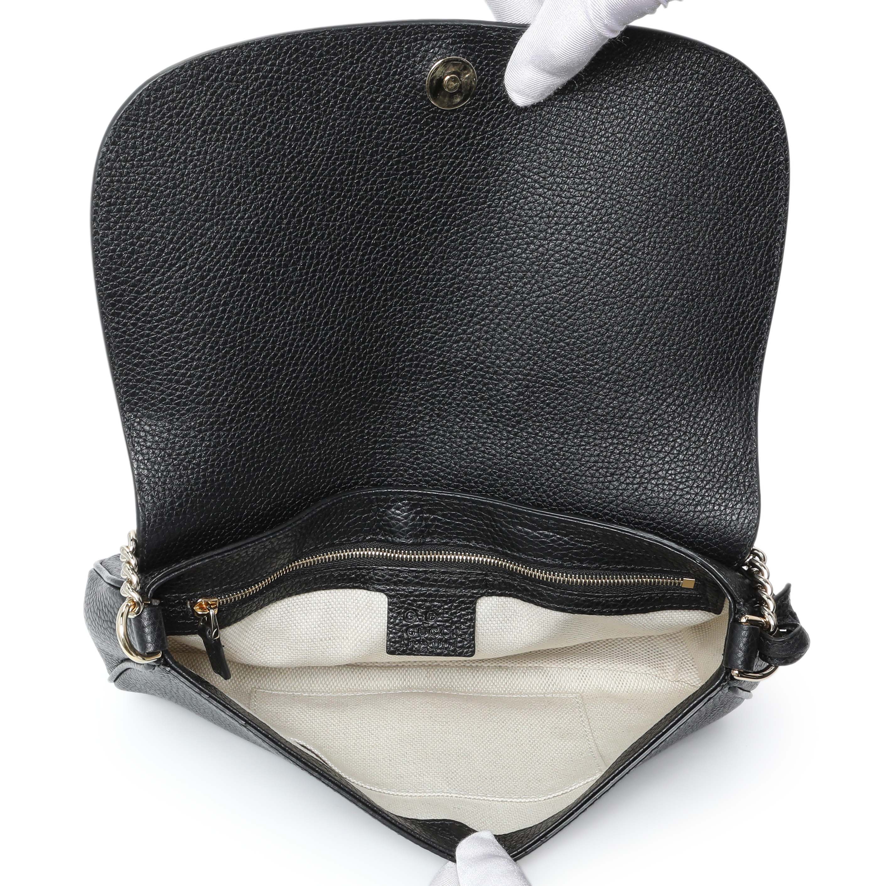 Gucci Black Pebbled Calfskin Medium Soho Flap Crossbody - Image 4