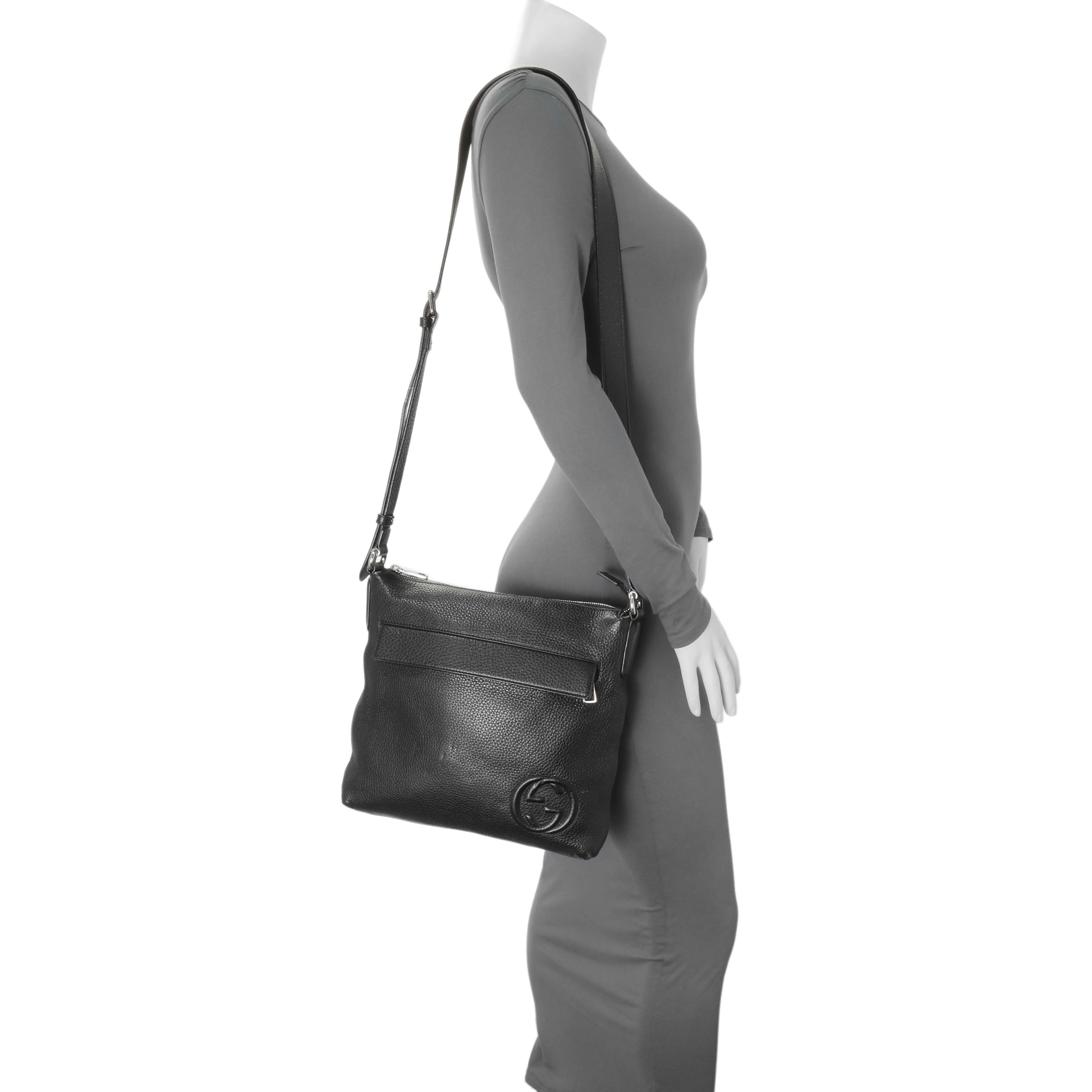 Gucci Black Pebbled Calfskin Medium Soho Messenger Bag - Image 12