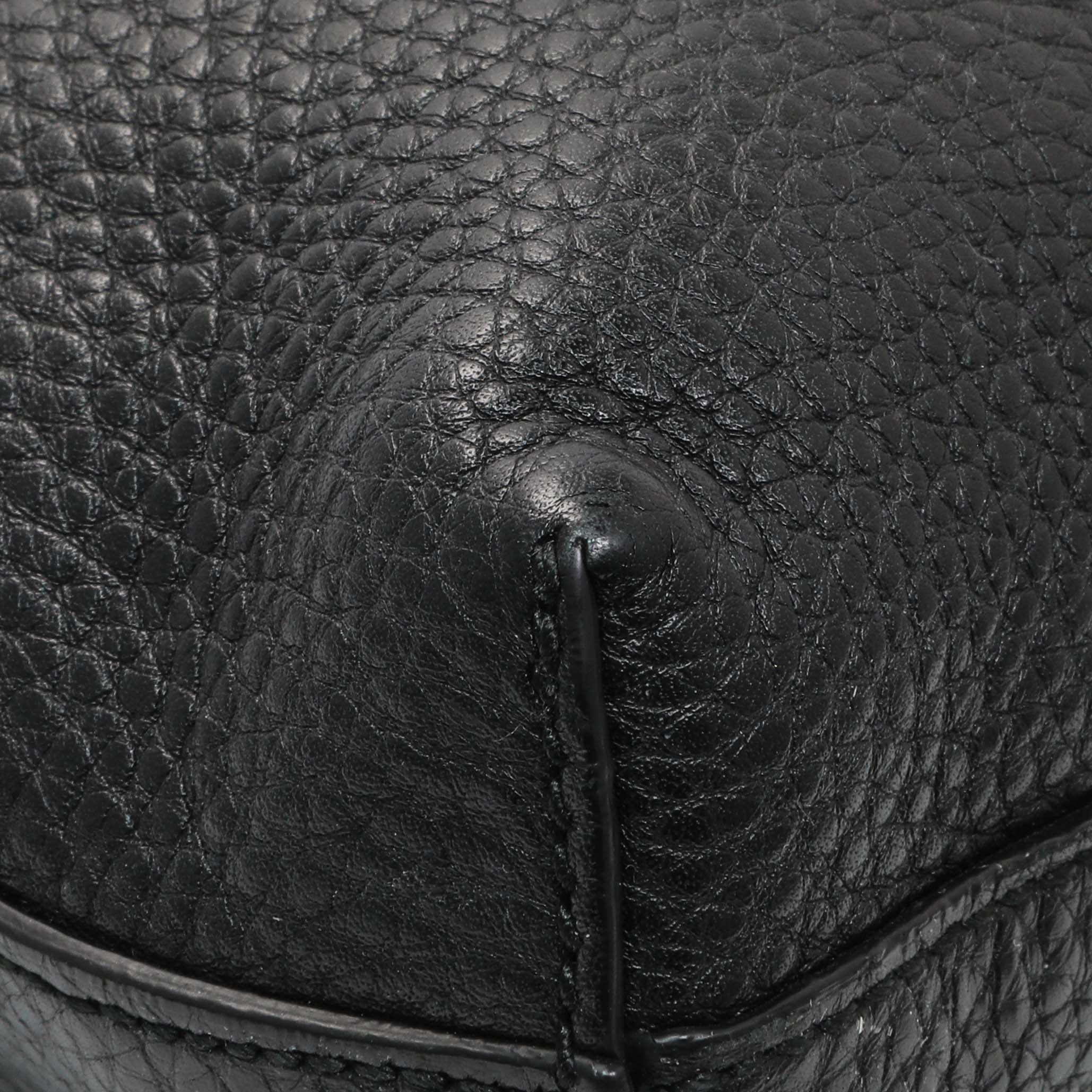 Gucci Black Pebbled Calfskin Medium Soho Messenger Bag - Image 6