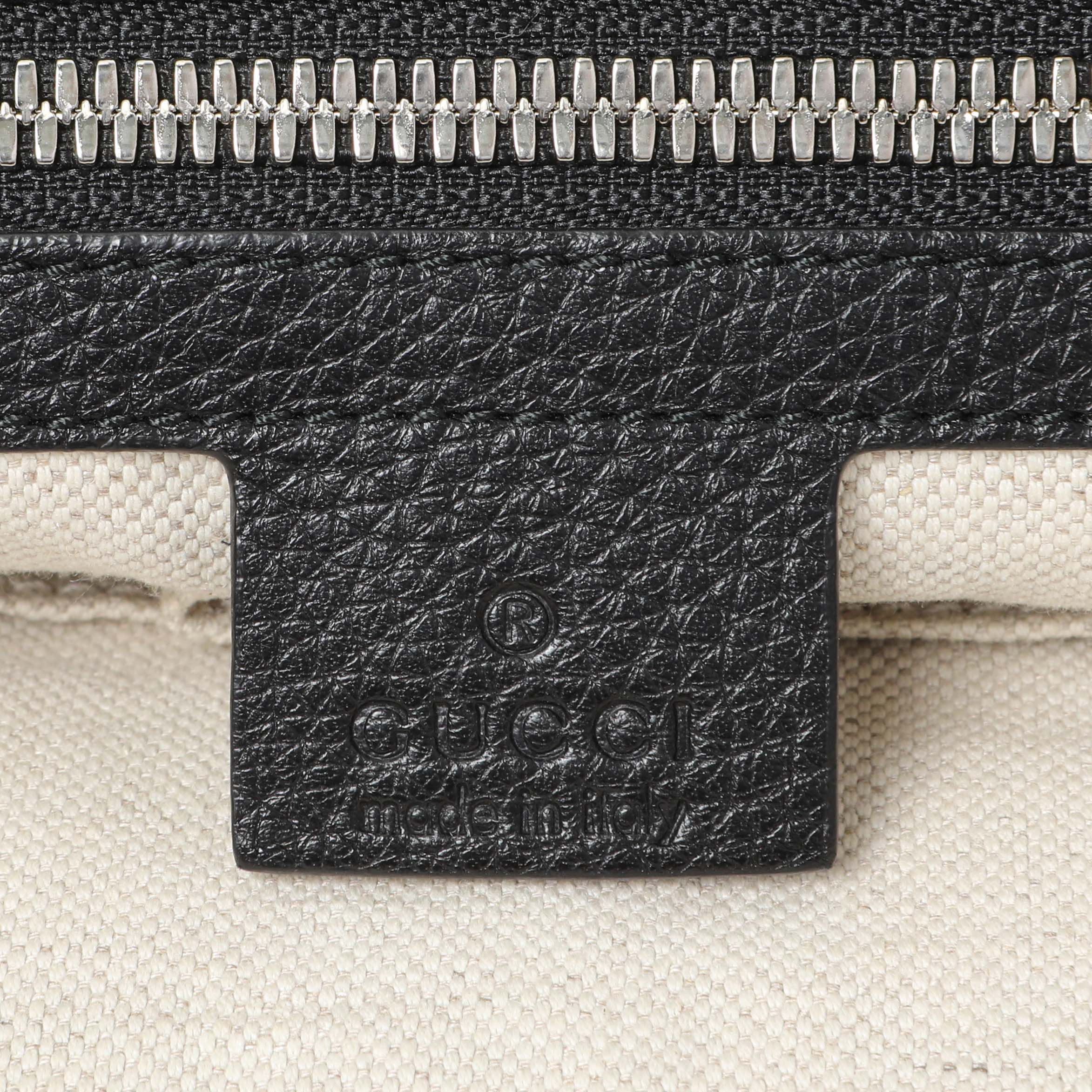 Gucci Black Pebbled Calfskin Medium Soho Messenger Bag - Image 9