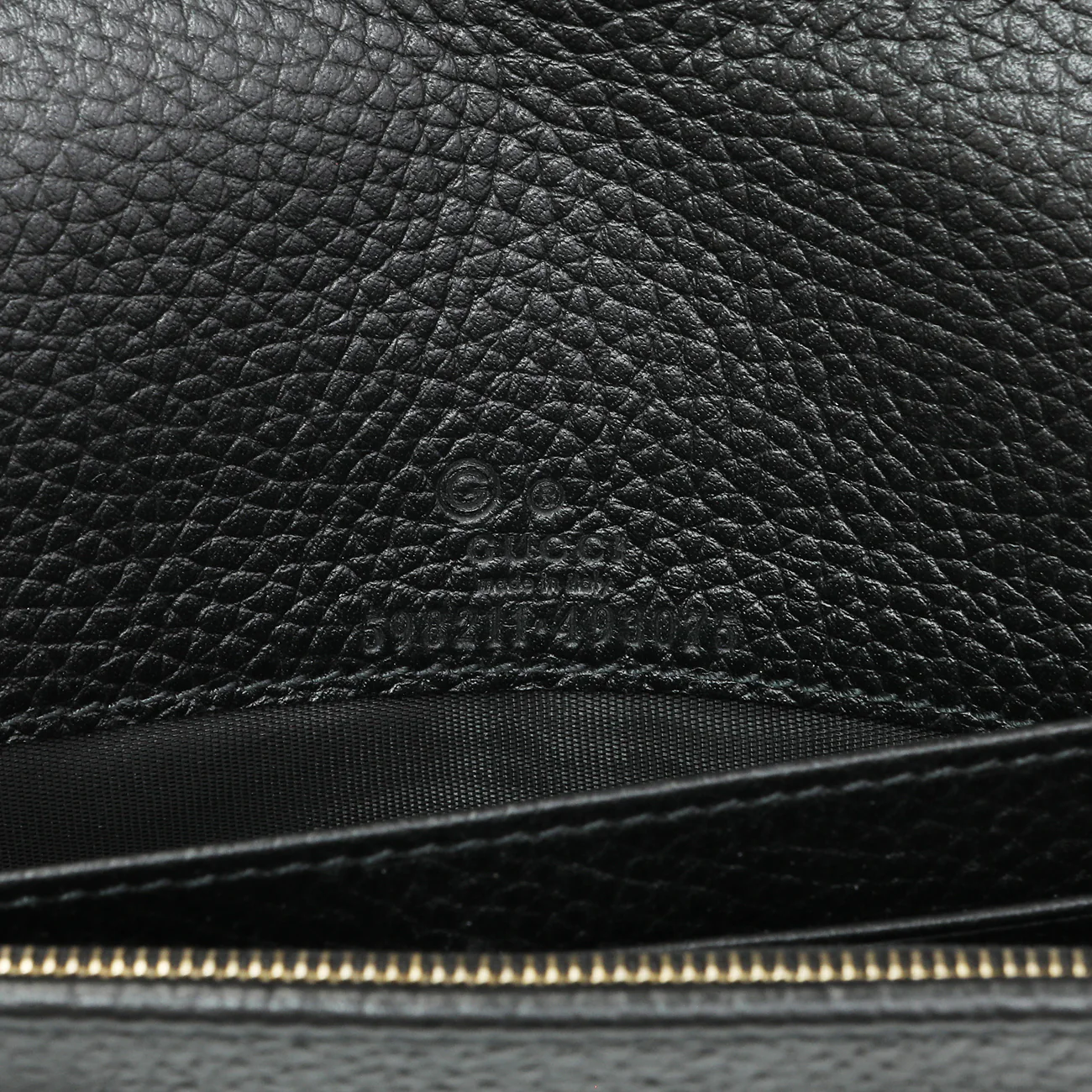Gucci Black Pebbled Calfskin Soho Wallet on Chain - Image 5