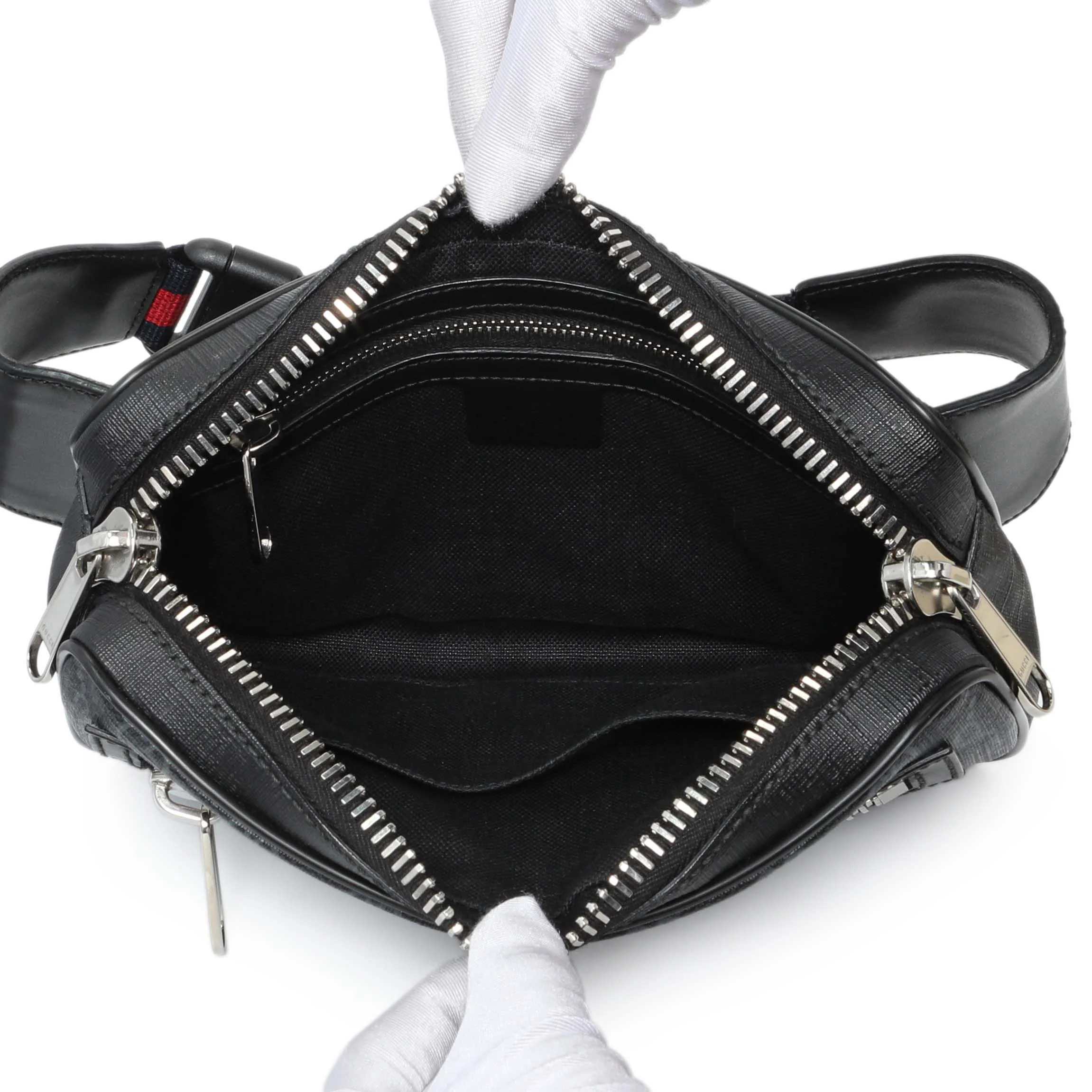 Gucci Black Soft GG Supreme Monogram Web Belt Bag - Image 4