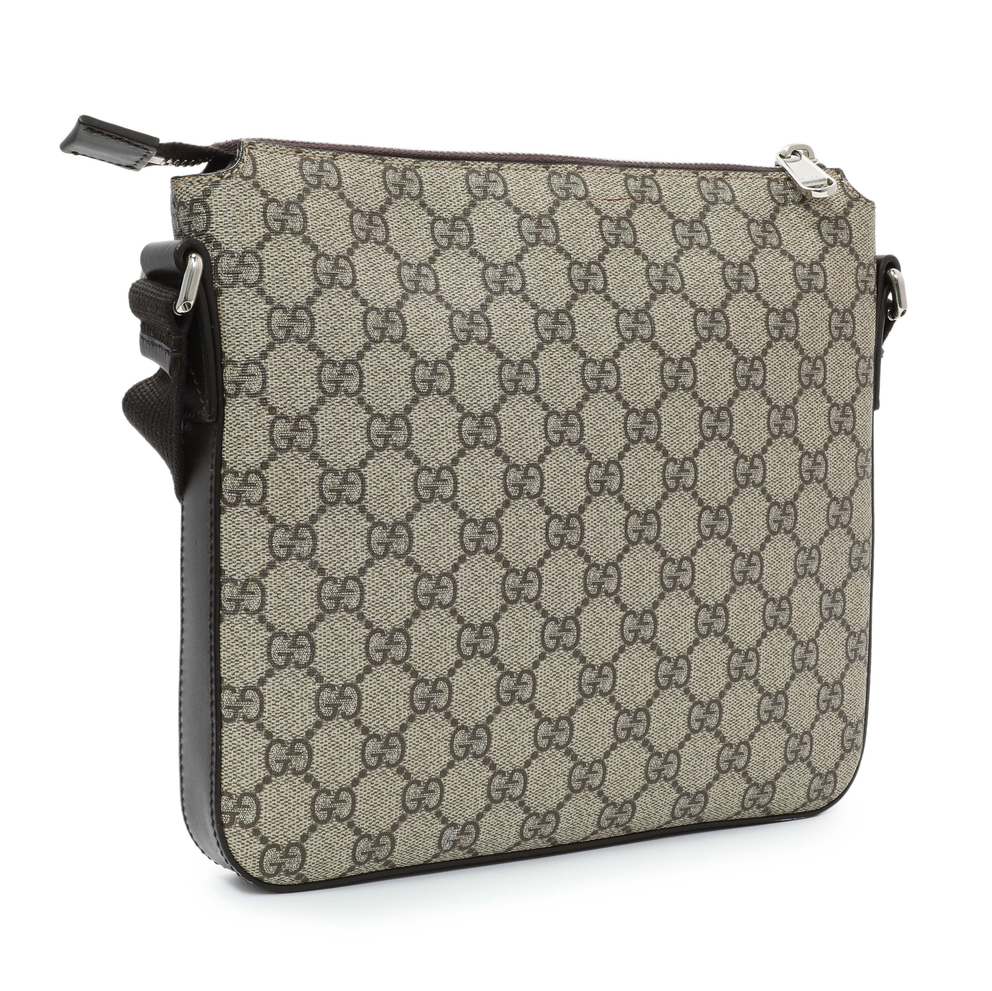 Gucci GG Supreme Monogram Flat Messenger - Image 2