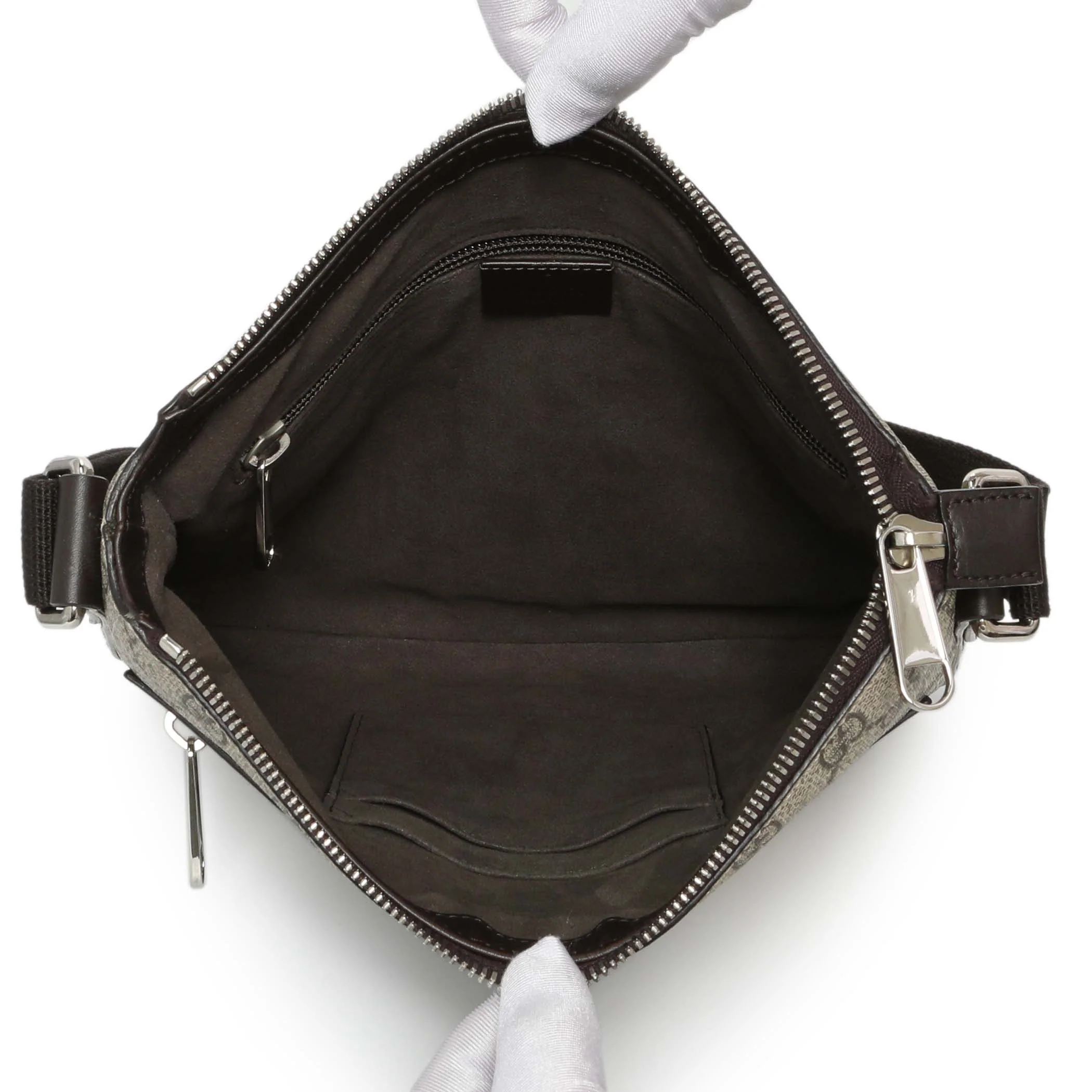 Gucci GG Supreme Monogram Flat Messenger - Image 8