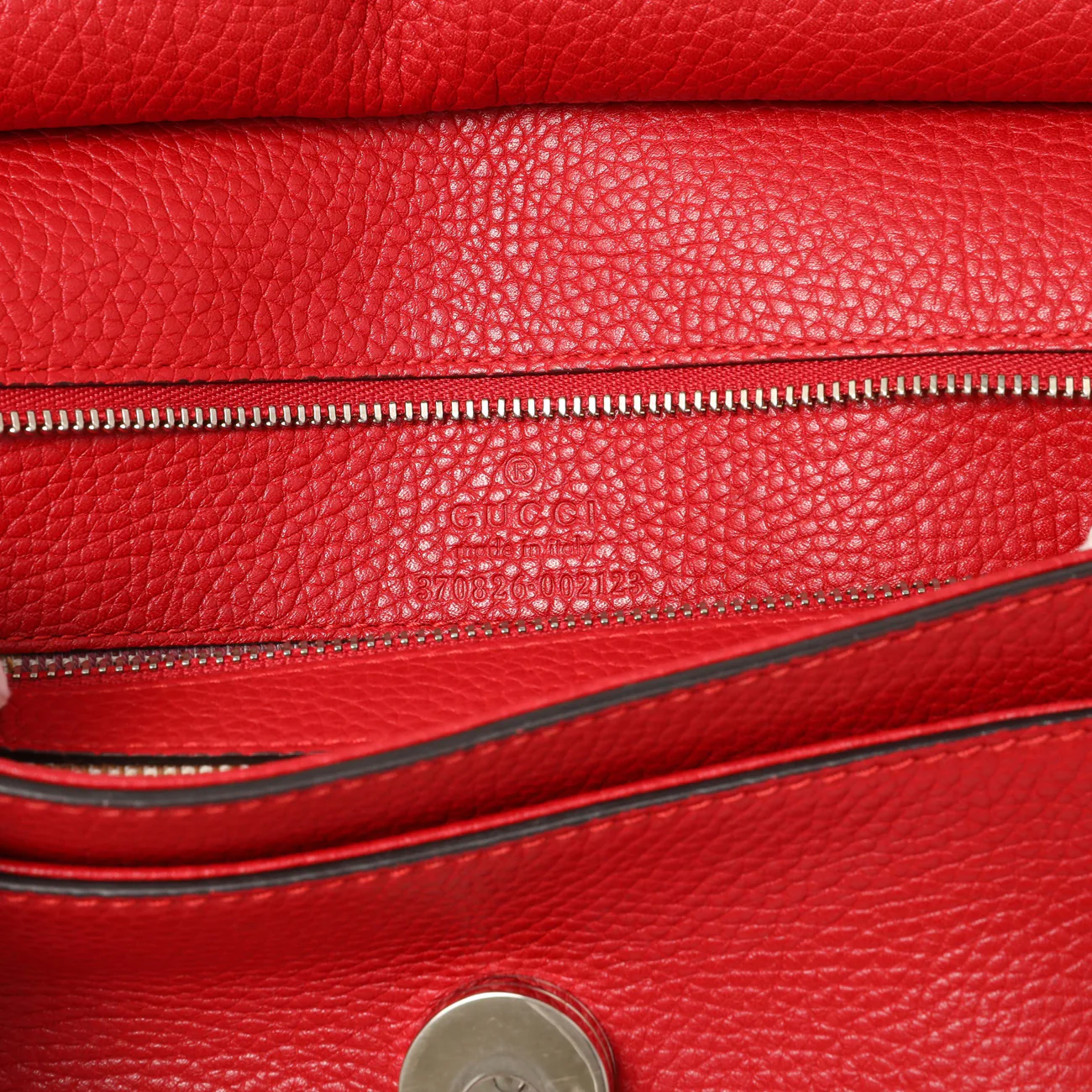 Gucci Hibiscus Red Calfskin Bamboo Daily Flap - Image 5