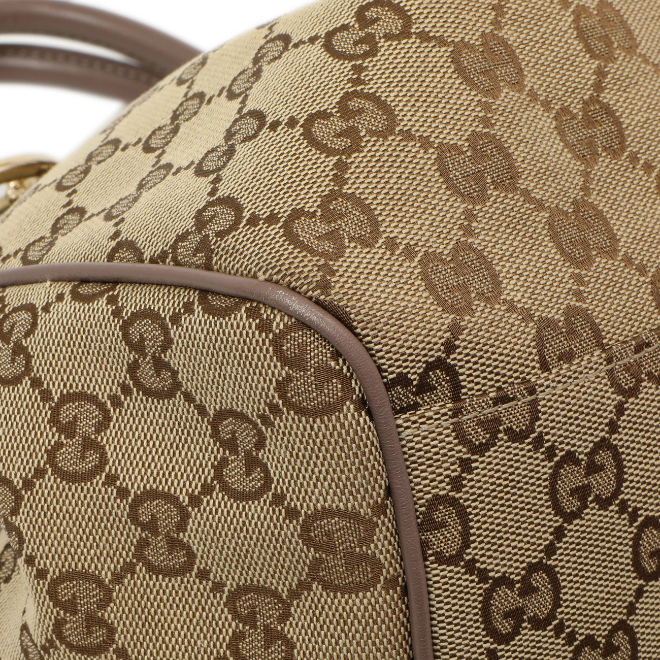 Gucci Mauve Monogram Medium Sukey - Image 4