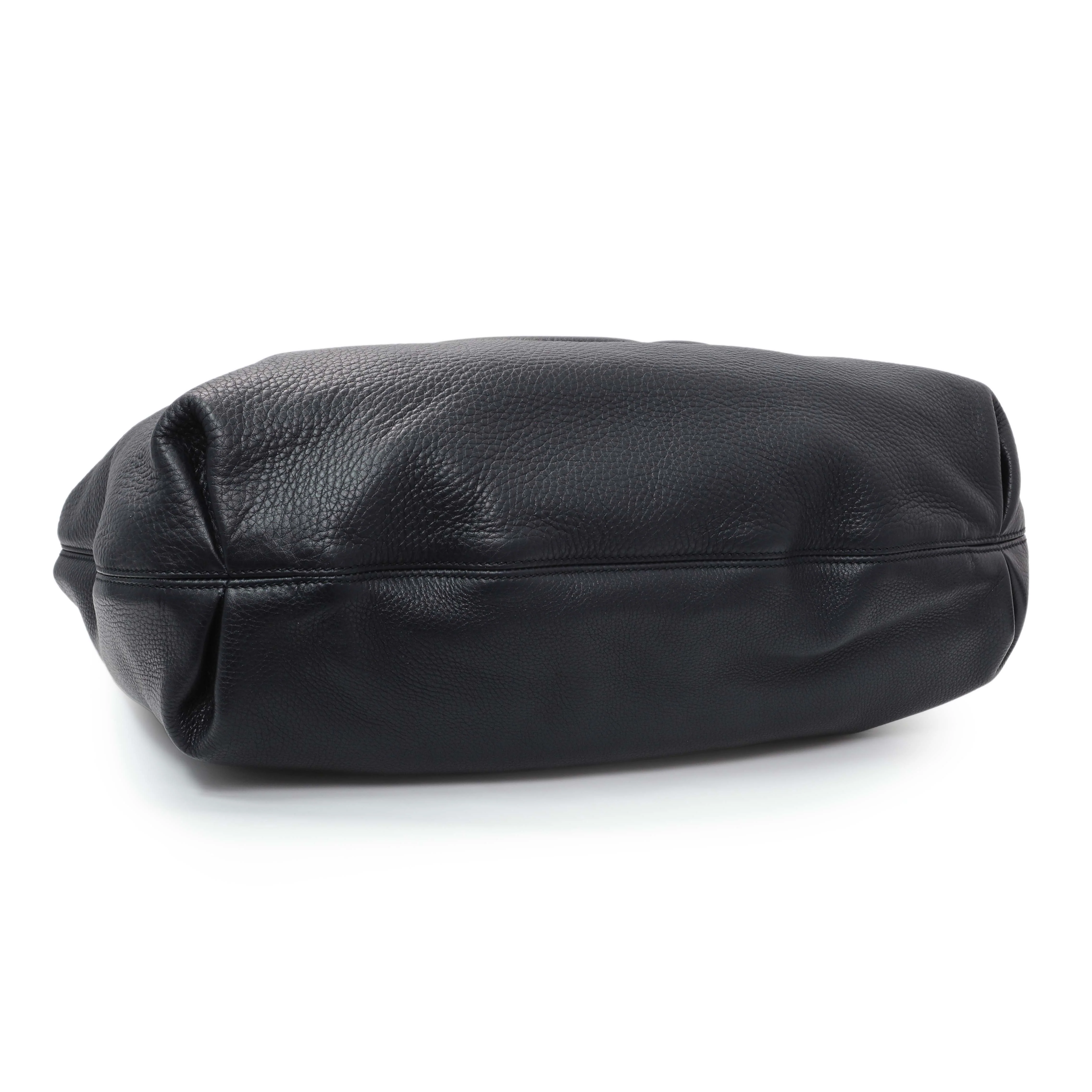 Gucci Navy Blue Pebbled Calfskin Soho Hobo - Image 3