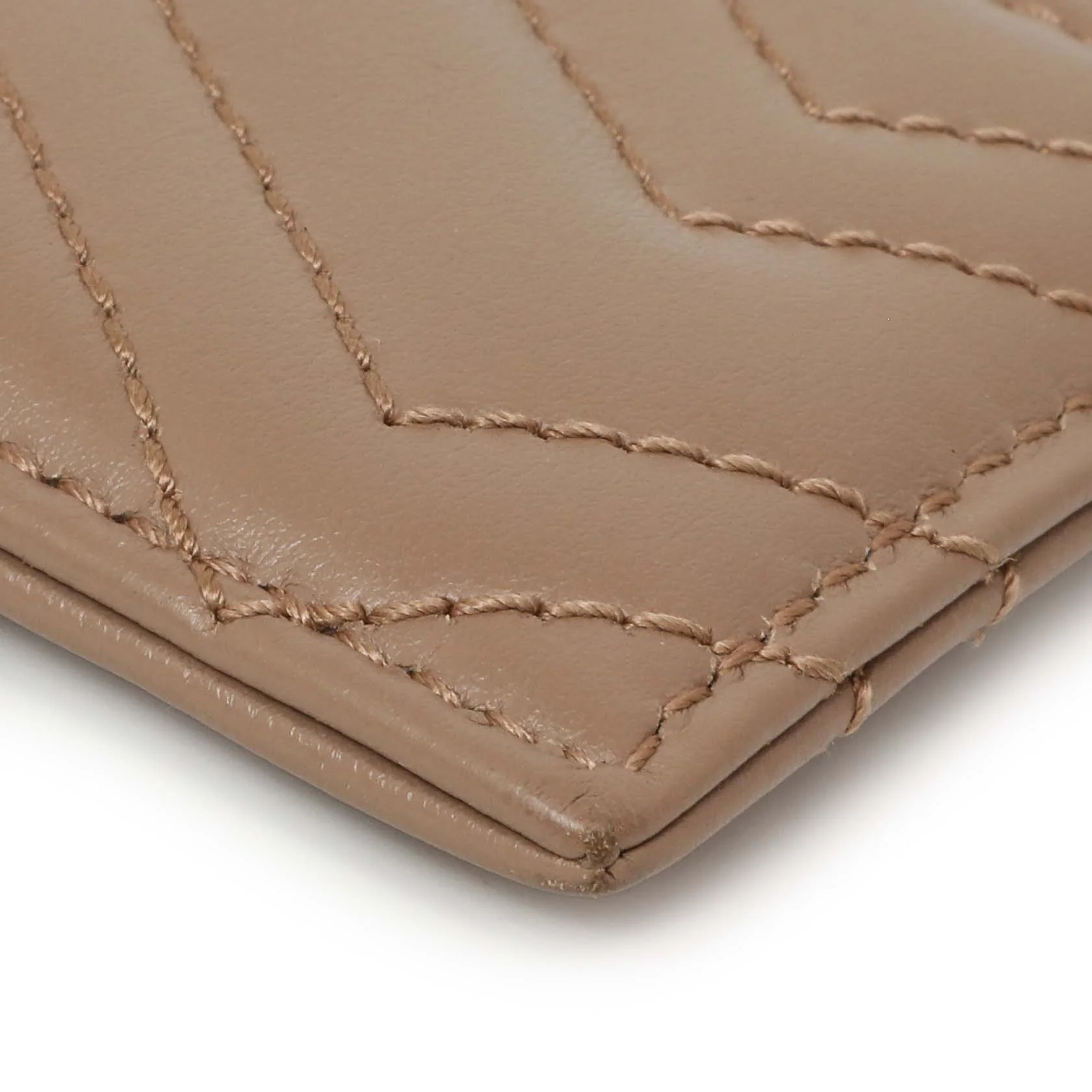Gucci Porcelain Rose Calfskin Matelasse GG Marmont Card Holder - Image 7