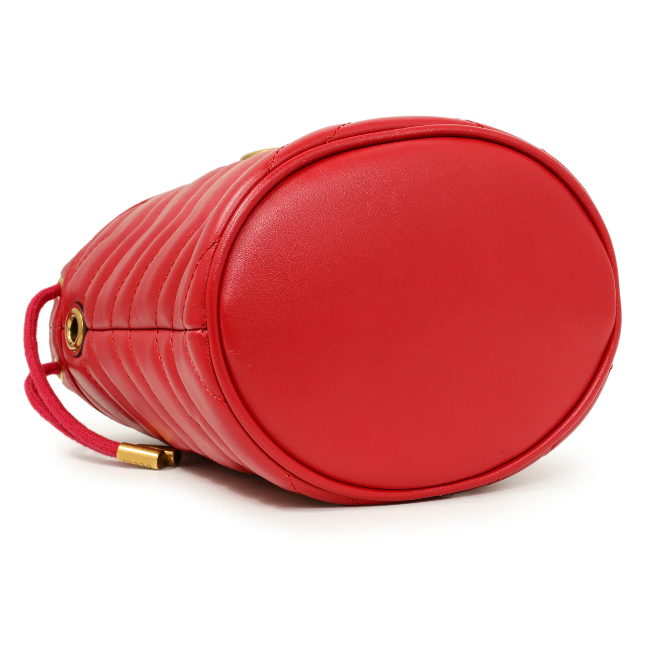 Gucci Red Calfskin Matelasse Mini GG Marmont Bucket - Image 3