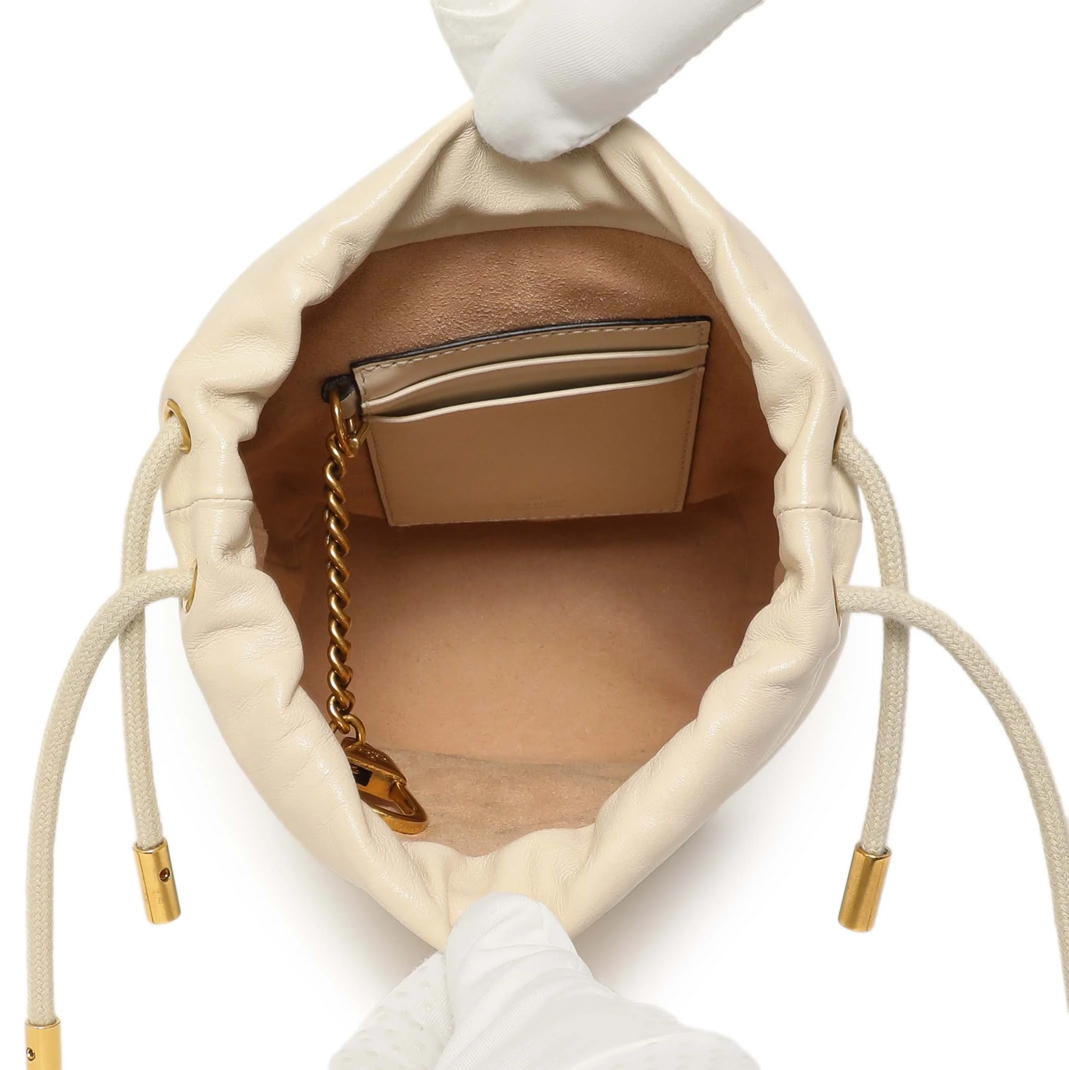 Gucci White Calfskin Matelasse Mini GG Marmont Bucket - Image 5