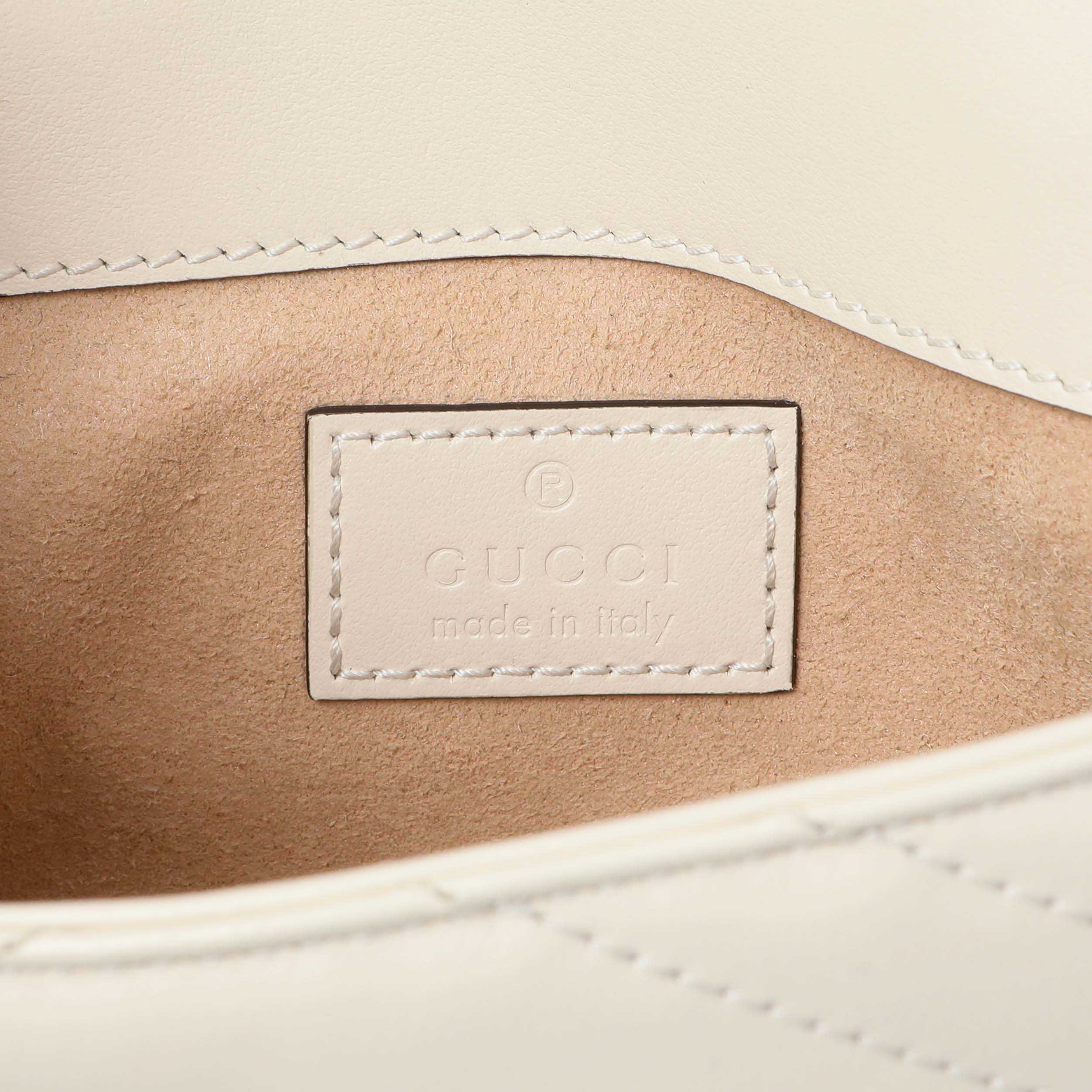 Gucci White Calfskin Matelasse Super Mini GG Marmont - Image 5