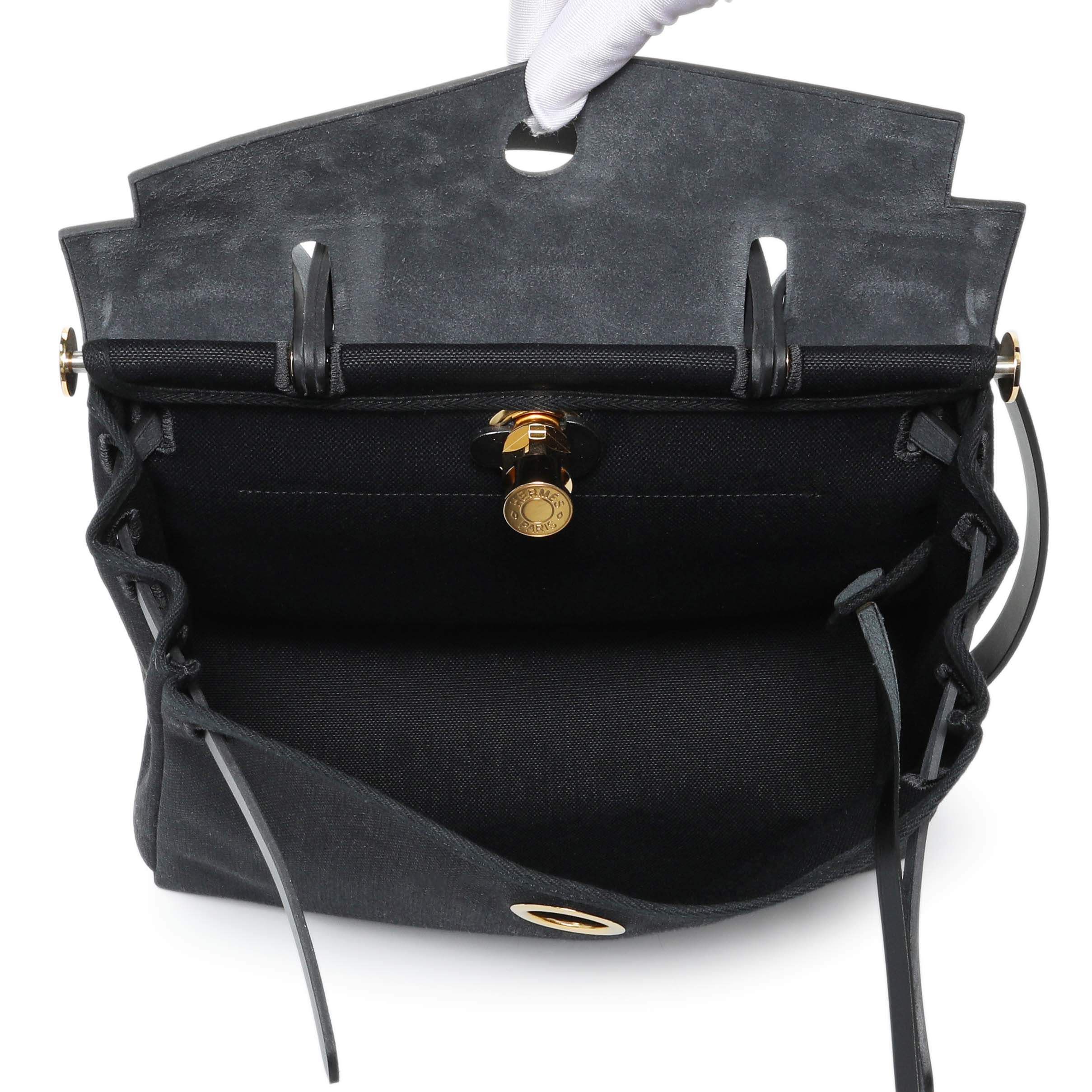 Hermes Black Military Toile Vache Hunter Herbag Zip Retourne 31 PM - Image 5