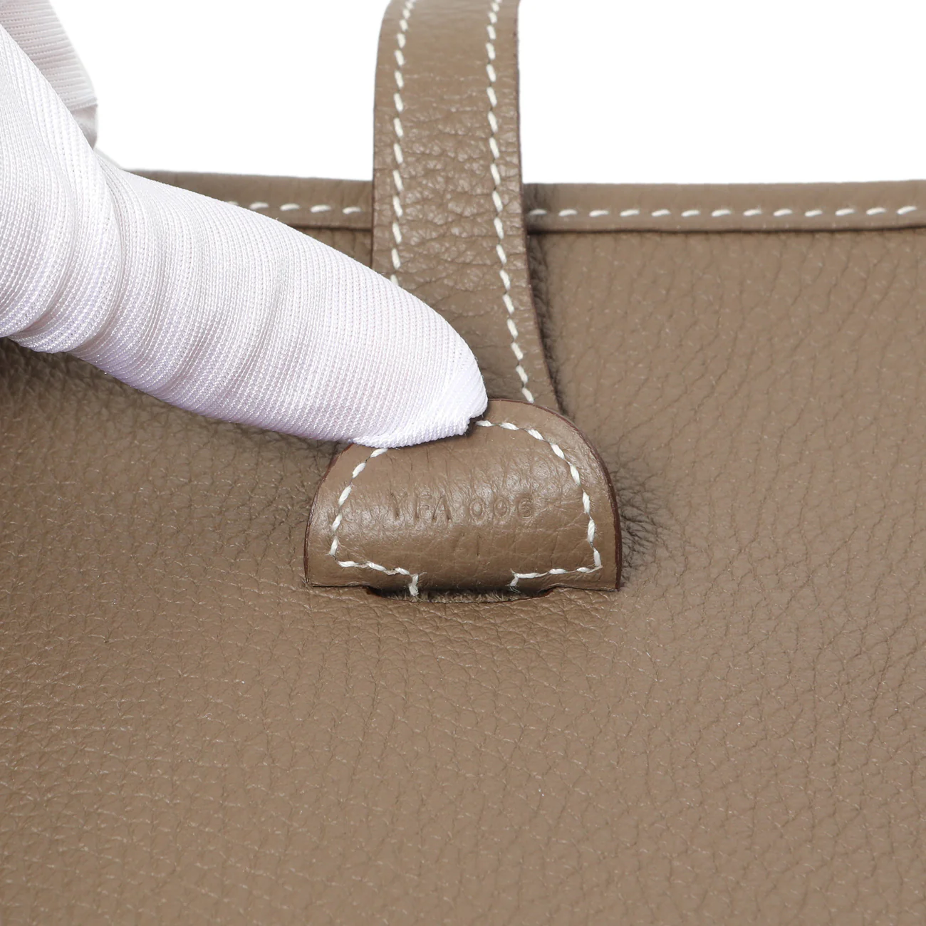 Hermes Etoupe Clemence Evelyne III PM - Image 6