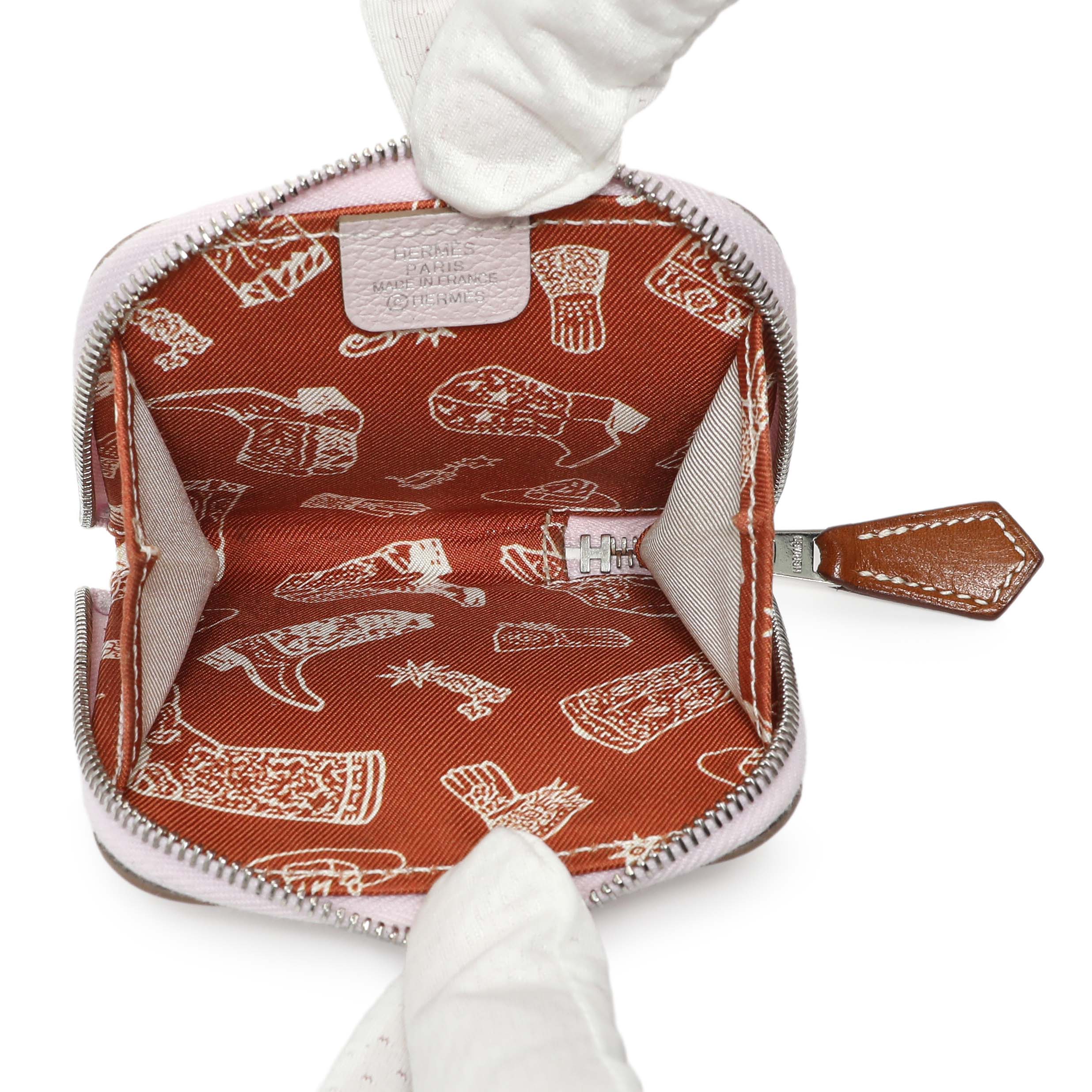 Hermes Light Pink Epsom Silk'in Coin Purse - Image 4